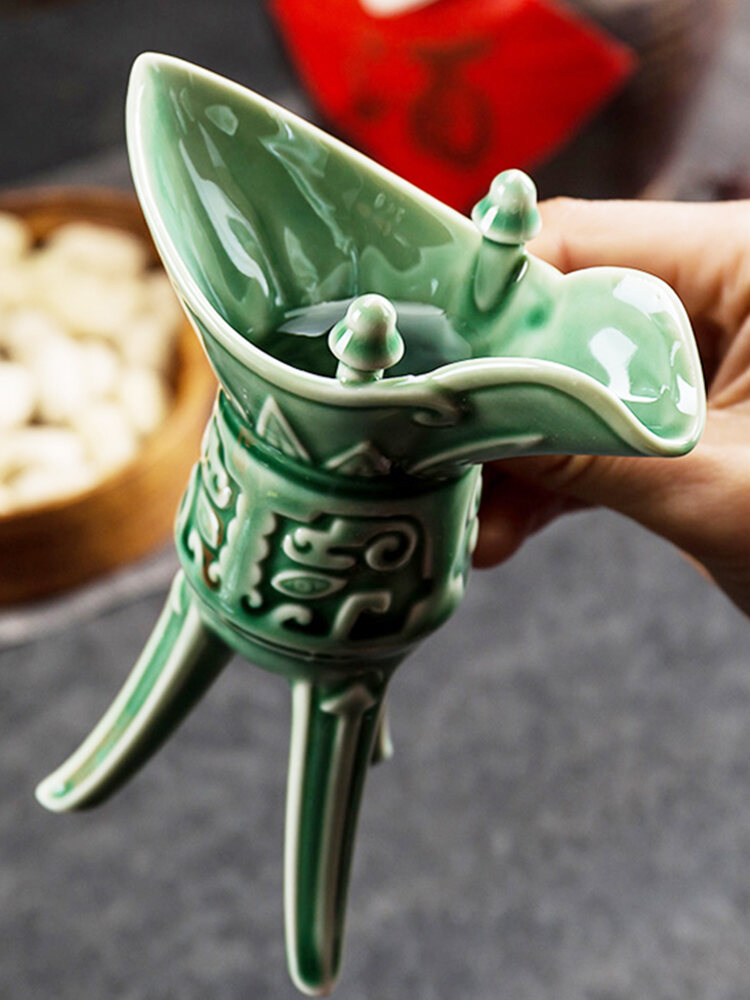 Cốc Đựng Rượu Bằng Gốm Sứ Màu Xanh Cổ Điển Cốc Đựng Rượu Vang Trắng Cốc Đựng Rượu Cao Cốc Đựng Rượu Mạnh Sáng Tạo