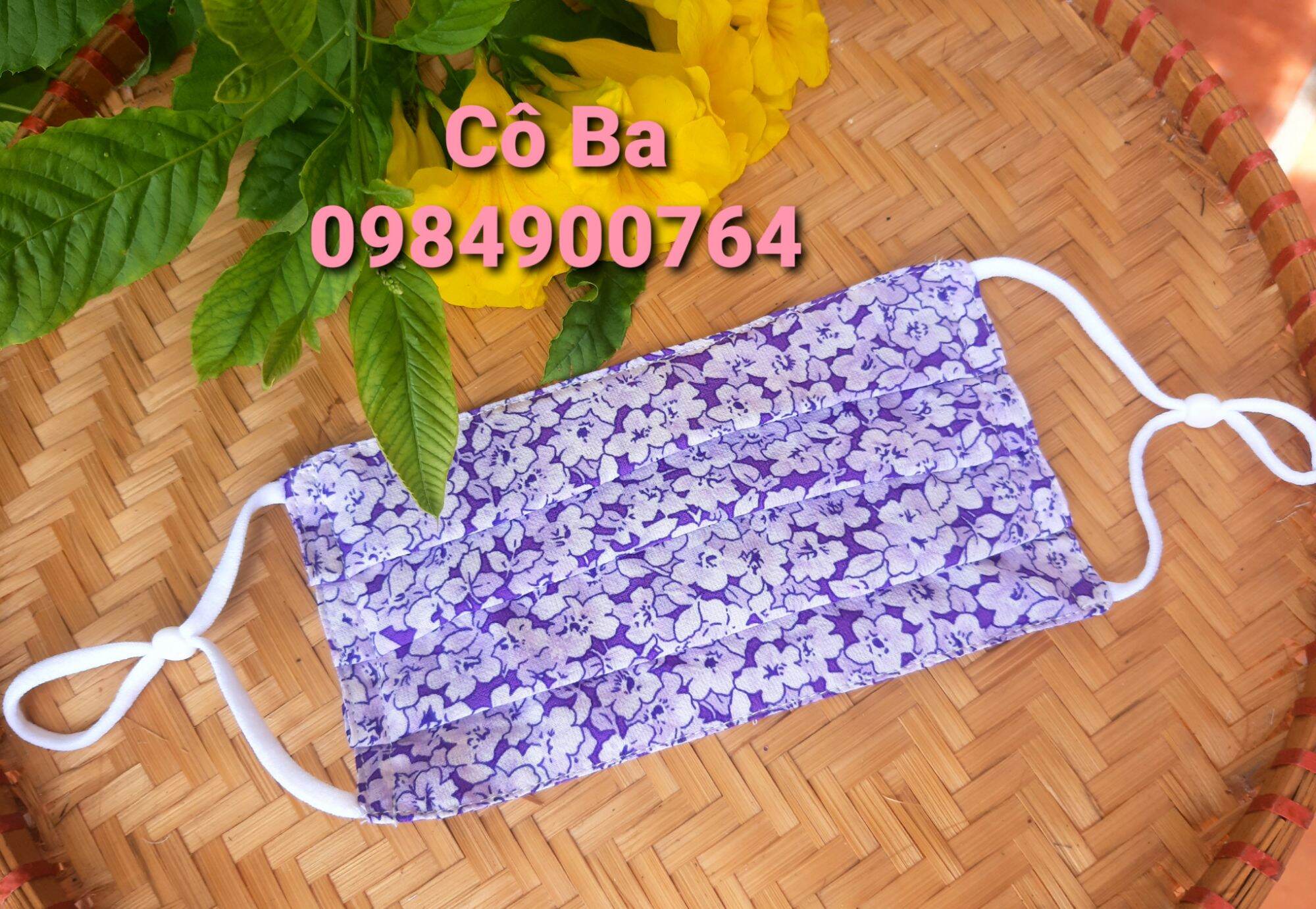Khẩu trang lụa