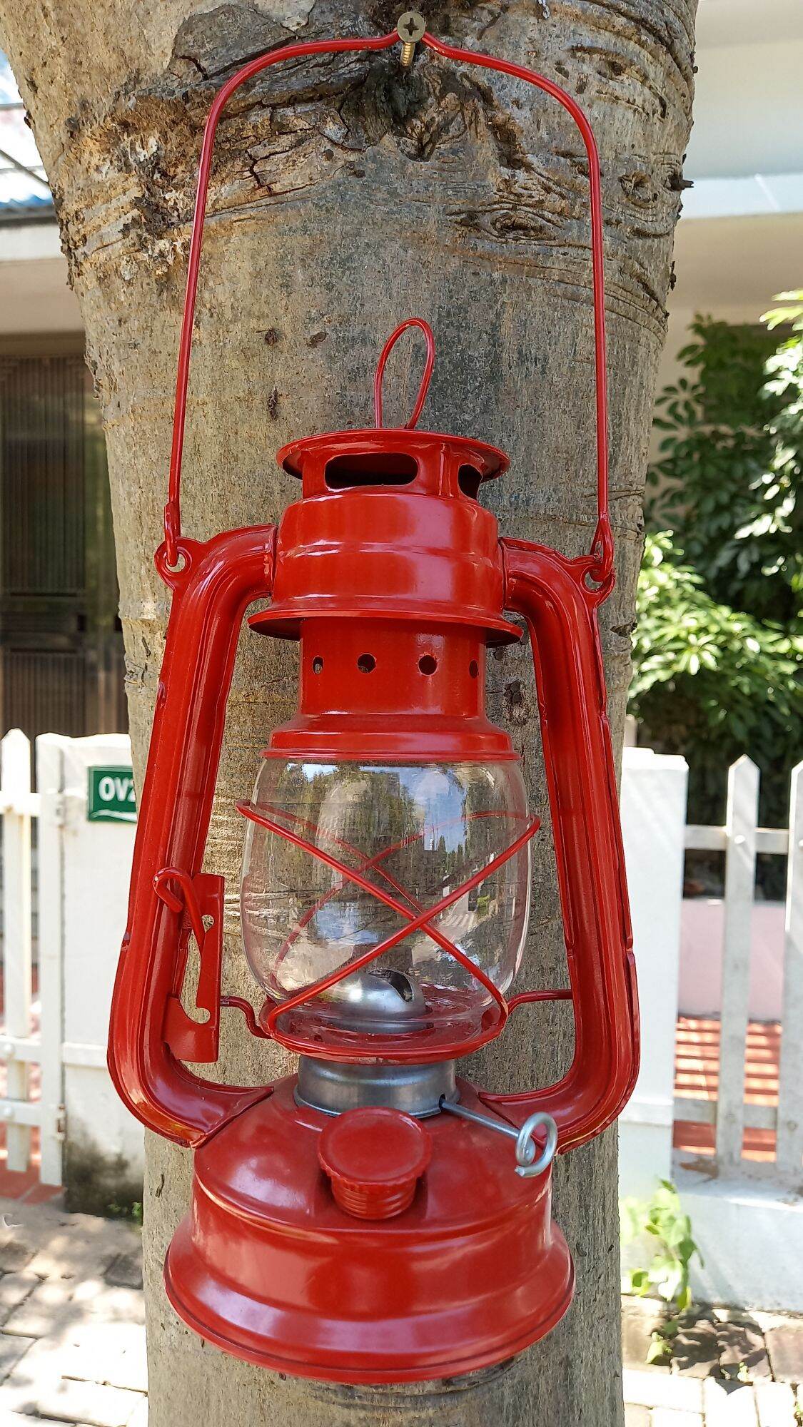 Đèn bão trang trí dùng dầu chất liệu sắt cao 24cm derco sưu tầm phong cách cổ xưa