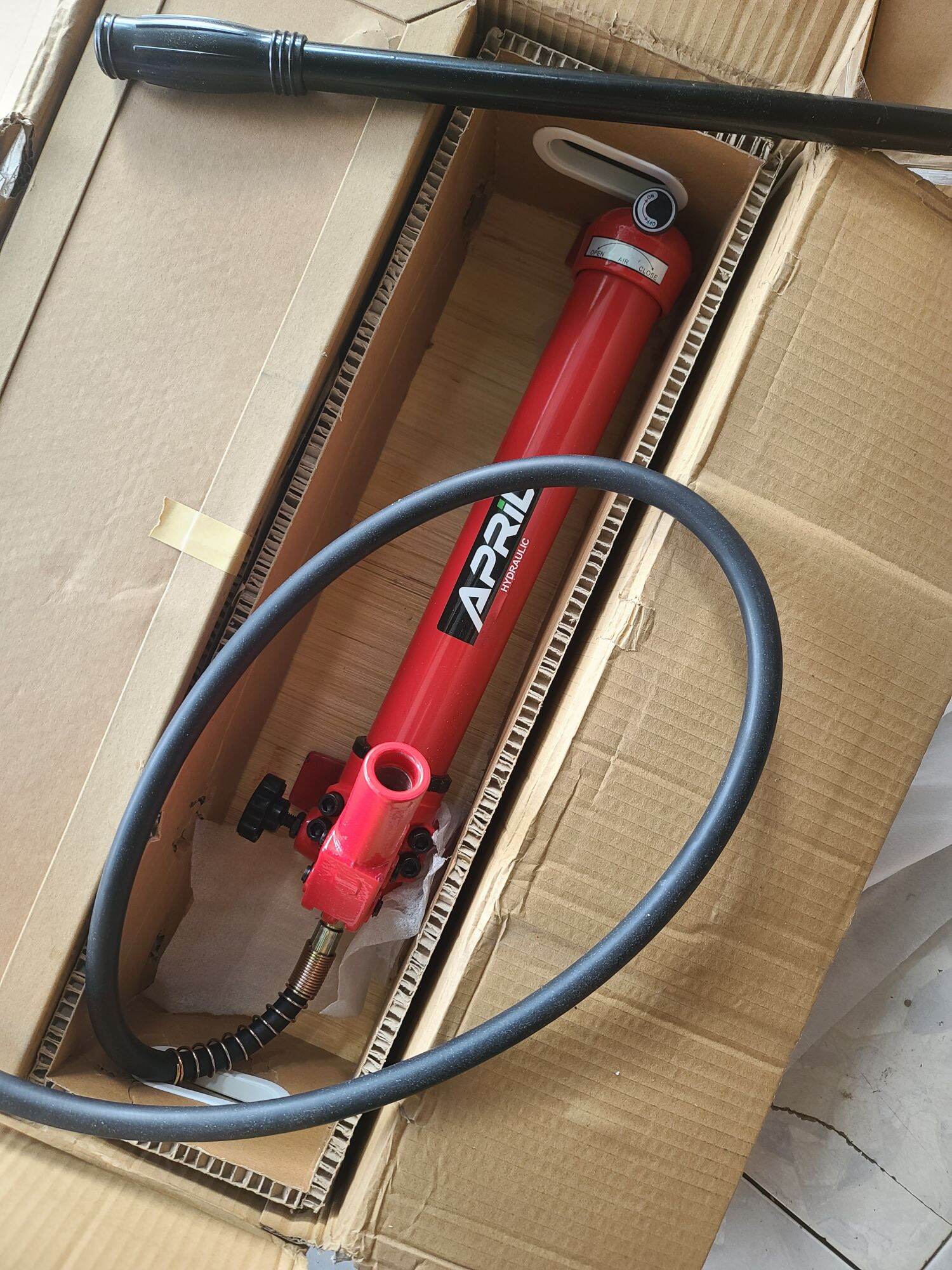 Bơm tay thủy lực cp700