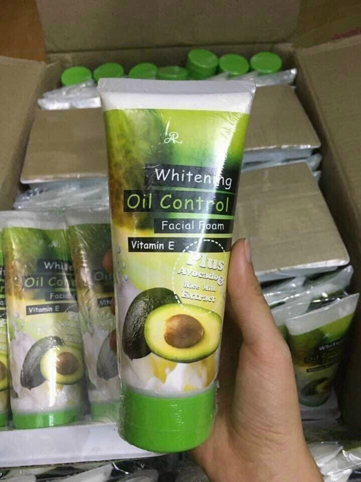 Sữa rửa mặt bơ thái lan 210ml