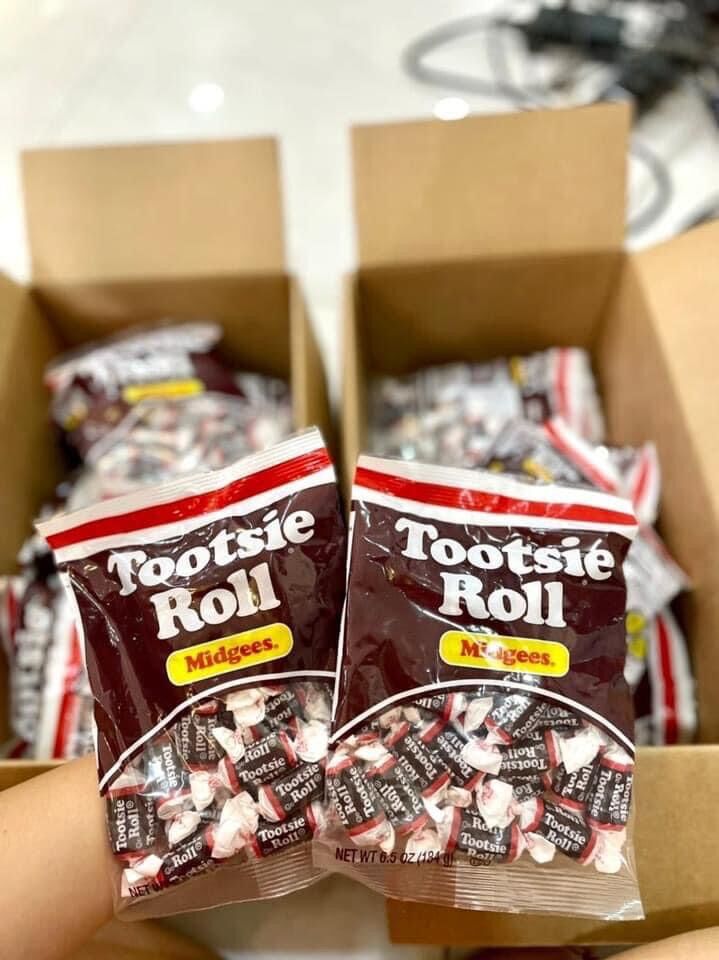 Chocolate tootsie roll mỹ