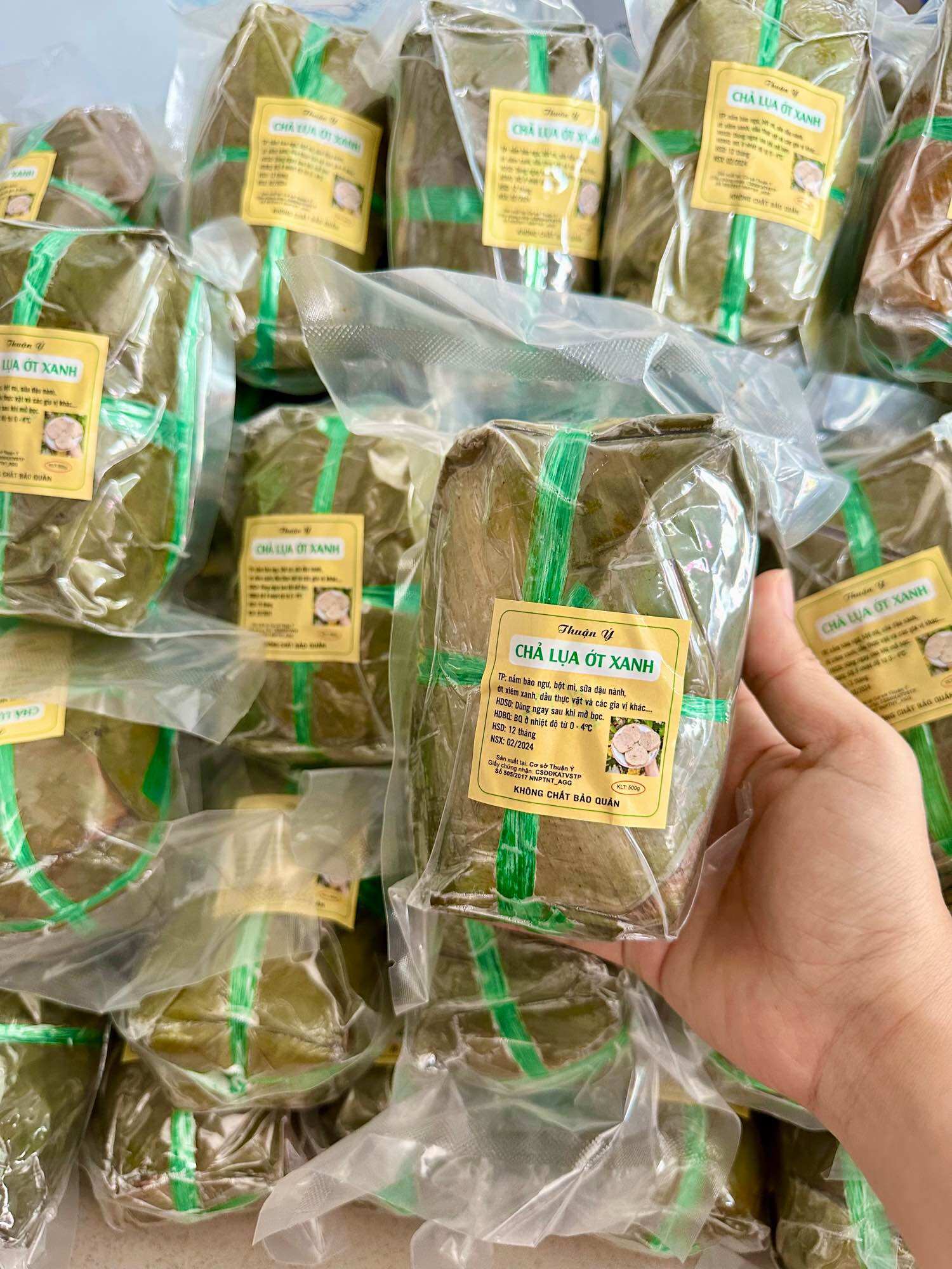 [CHỈ SHIP HOẢ TỐC TP HCM] CHẢ LỤA ỚT XIÊM CHAY THUẬN Ý 500G