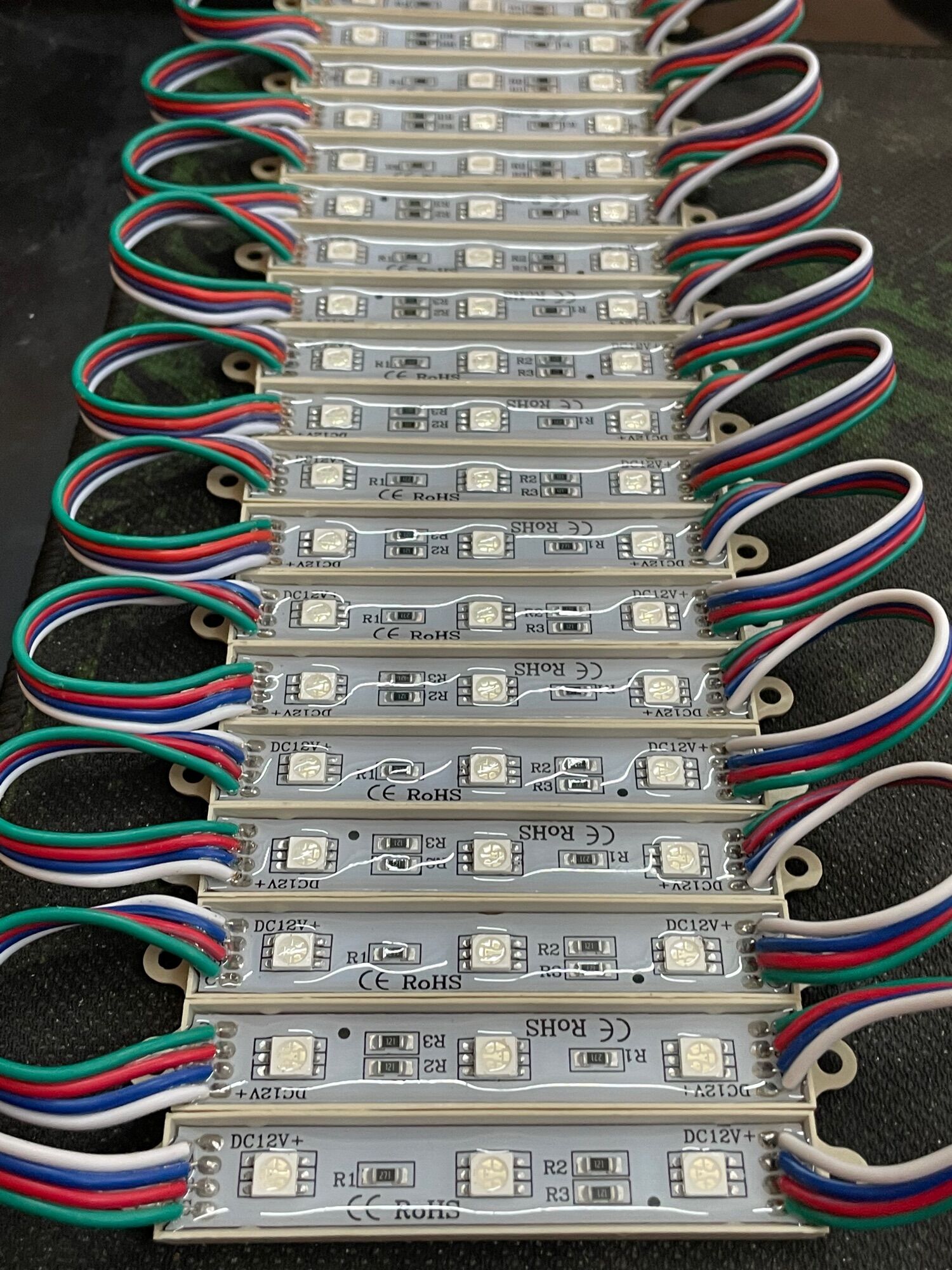 LED Module Hắt 3 Bóng- 4 bóng RGB 7 màu 5050 - Dây 20 Con
