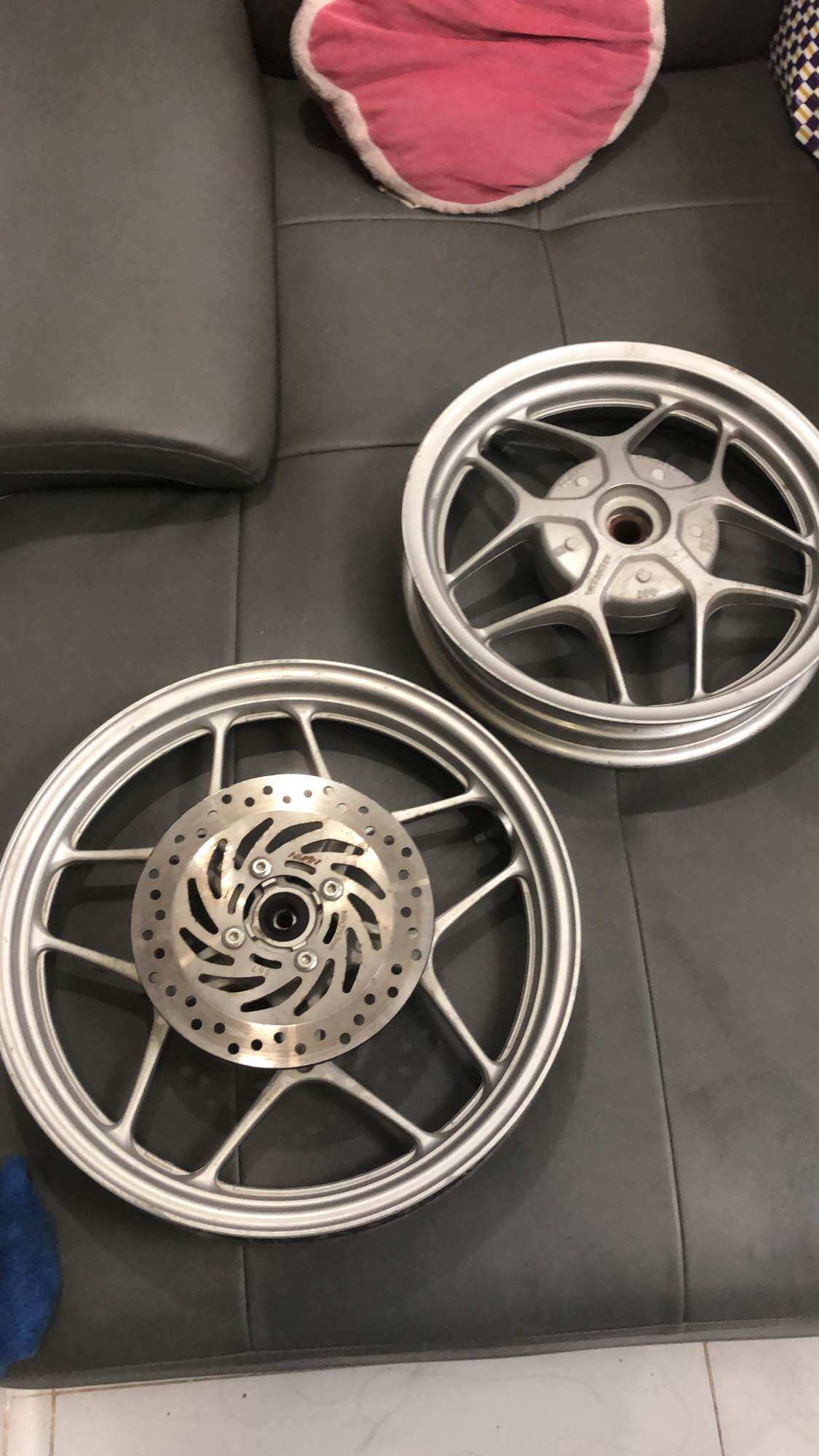 Mâm Shmode trước , sau Theo xe đẹp