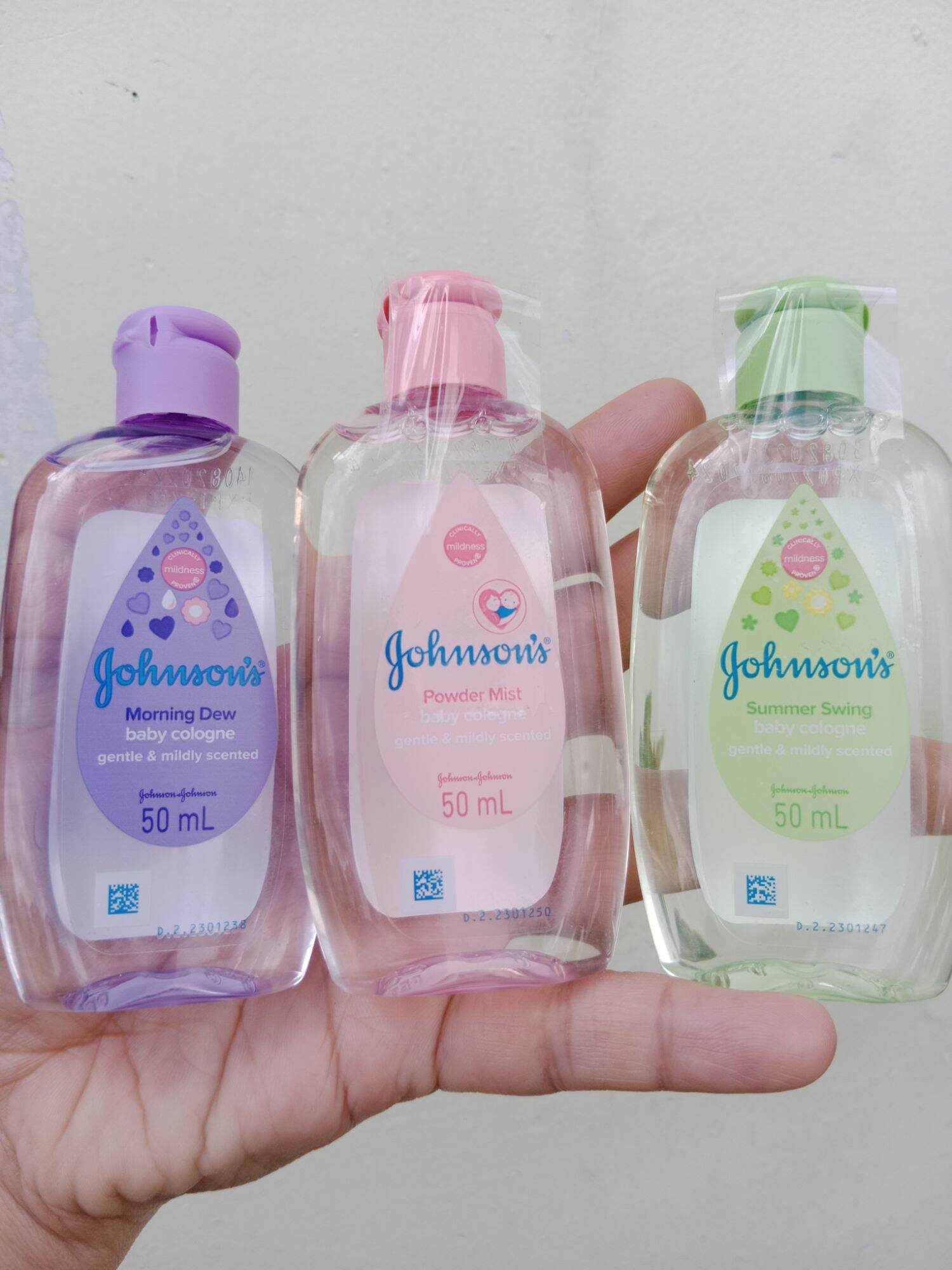 Nước hoa Johnson's Baby màu tím/xanh/hồng 50ml