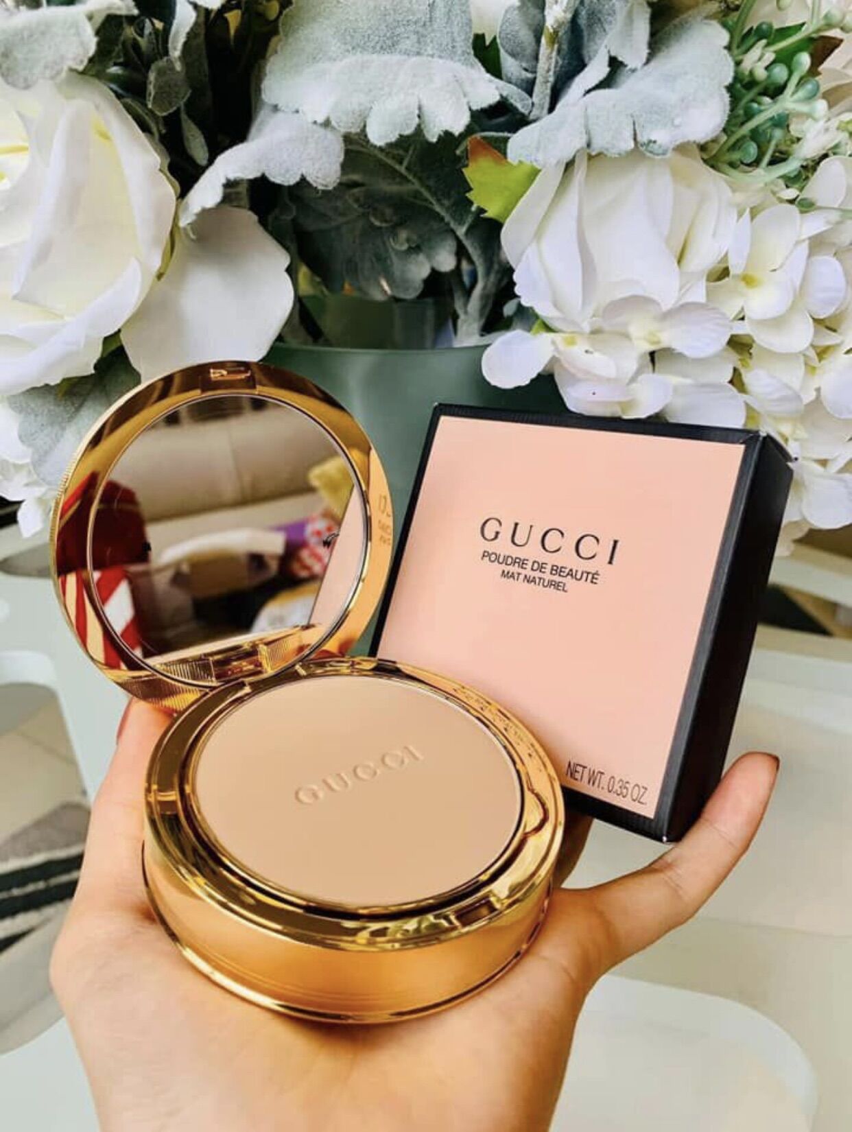 Phấn nén Gucci Poudre De Beaute Mat Naturel