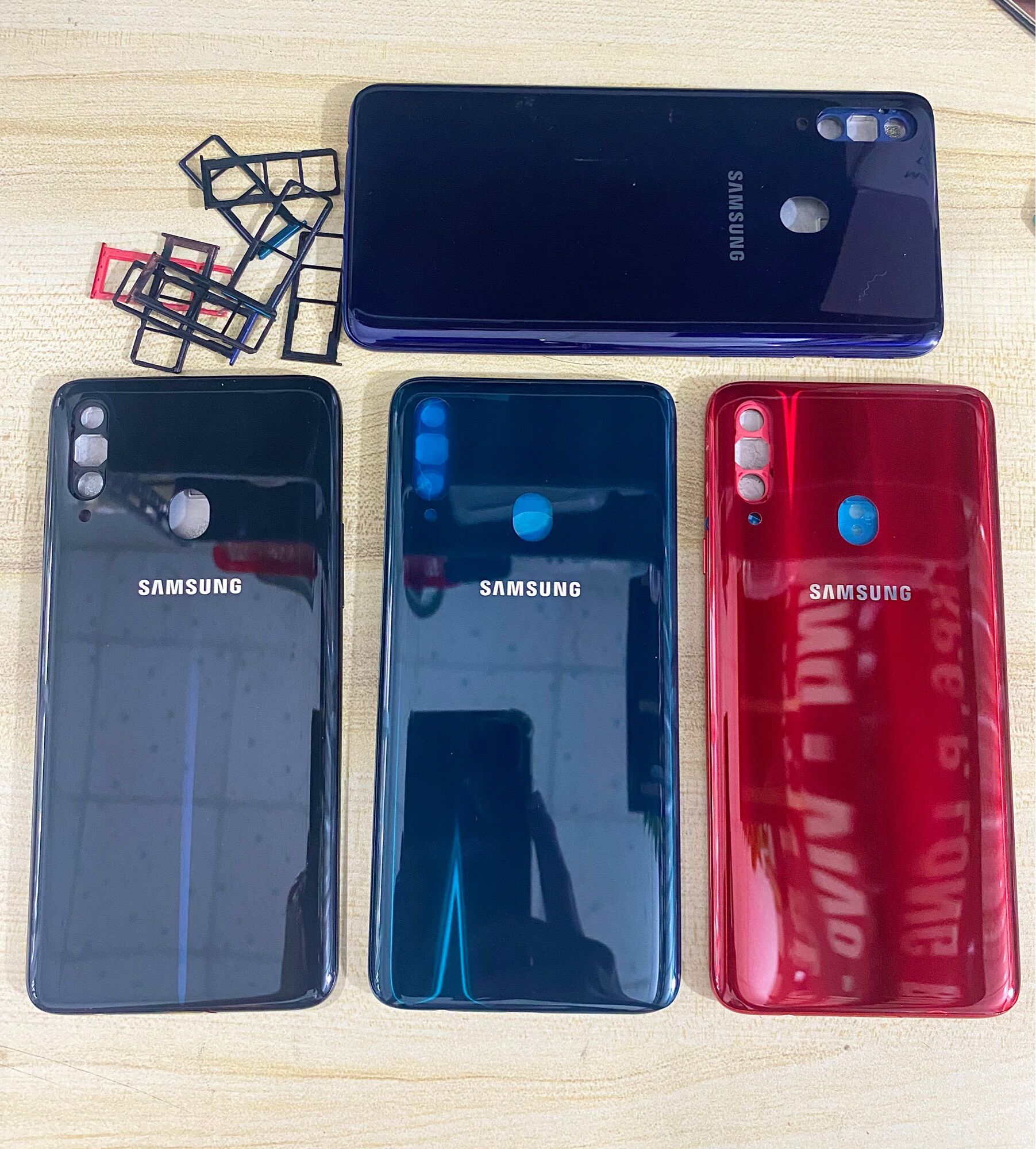 Bộ vỏ + sườn samsung galaxy a20s zin hàng cao cấp