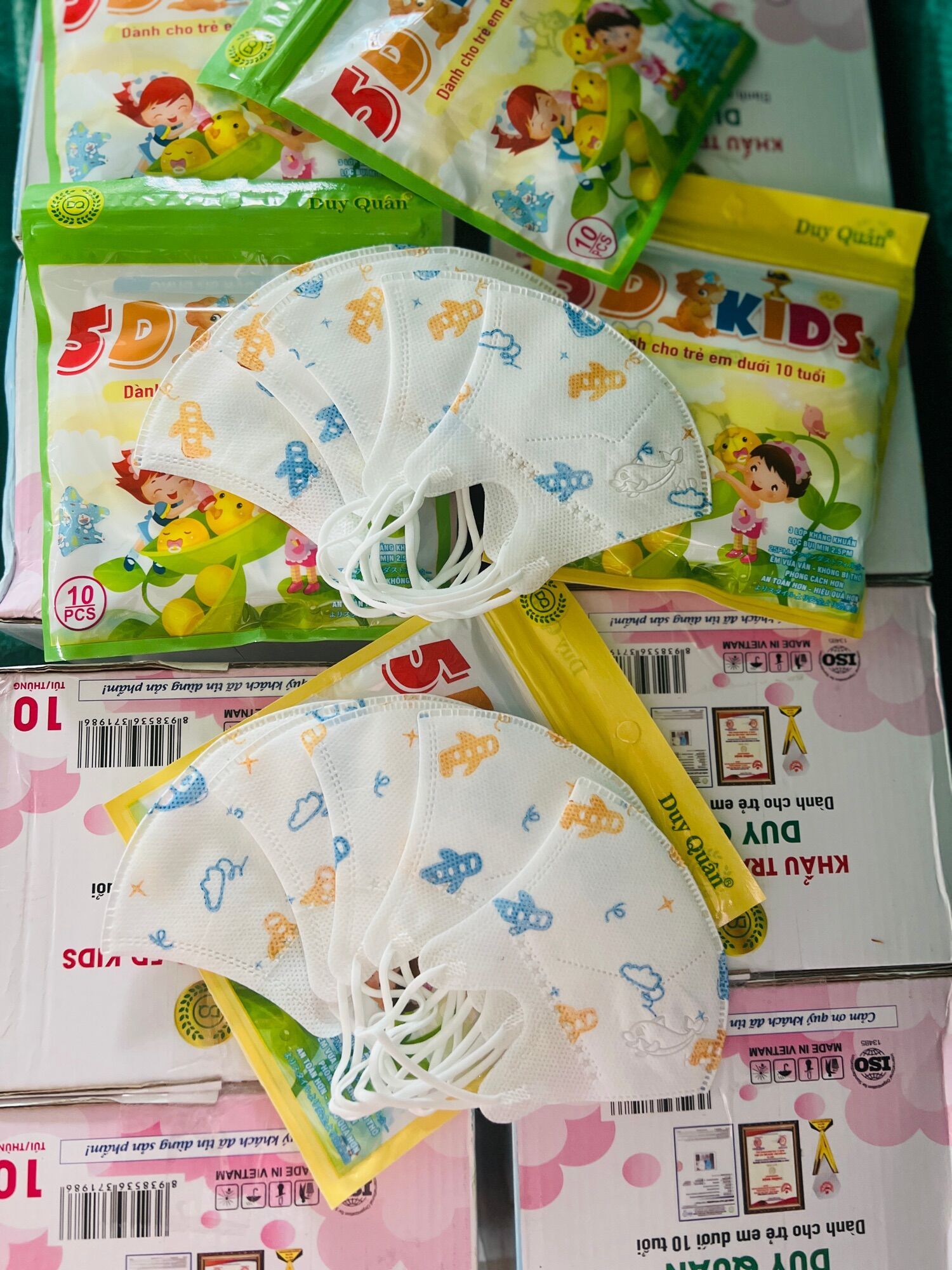 THÙNG 100c KHẨU TRANG 5D BÉ MIX ĐỦ HÌNH ( dưới 6 tuổi)