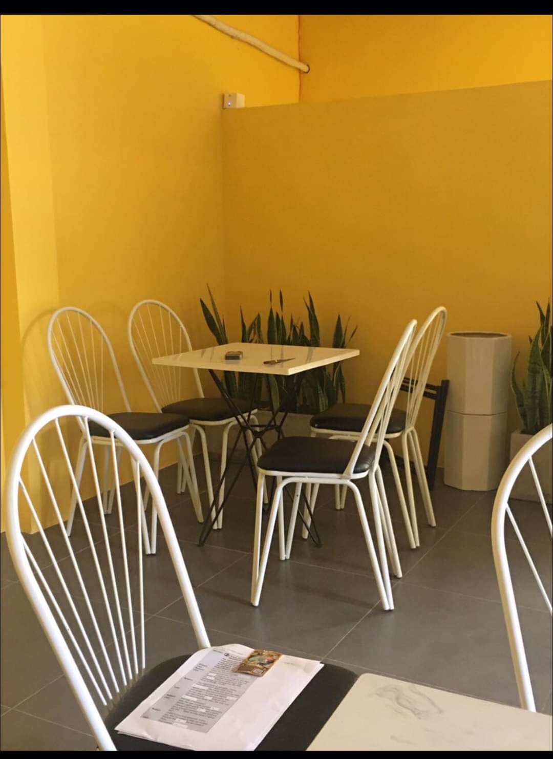 Bộ Ghế nan lưng tròn (bàn + 4 ghế)