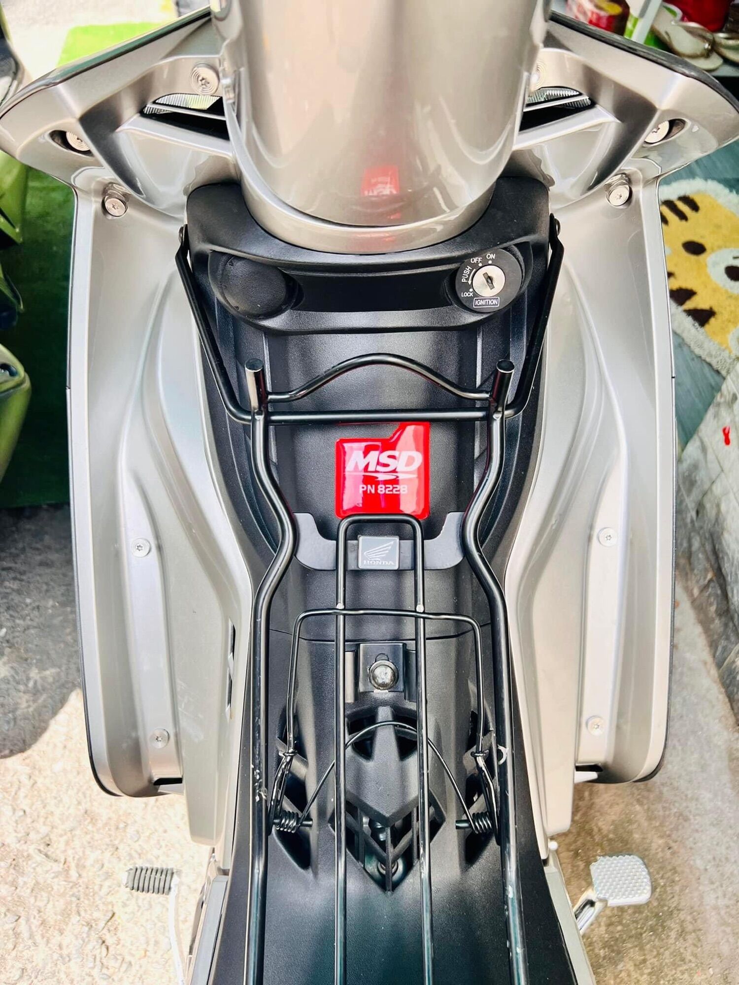 Tem Decal MSD Mobin Sườn Keo Chữ Nổi