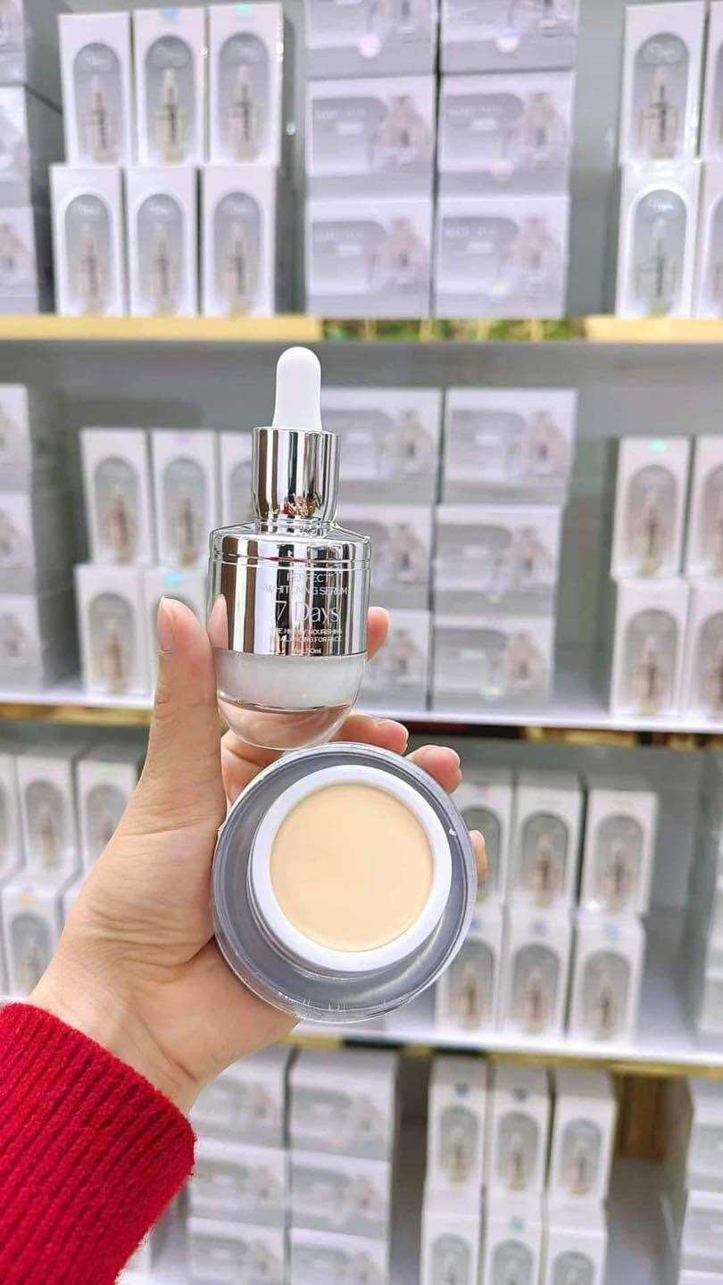 [HCM]COMBO DƯỠNG TRẮNG TRẺ HOÁ DA MẶT QUEENIE SKIN ( gồm huyết thanh 50ml và 1 hộp kem face lười 35gr )