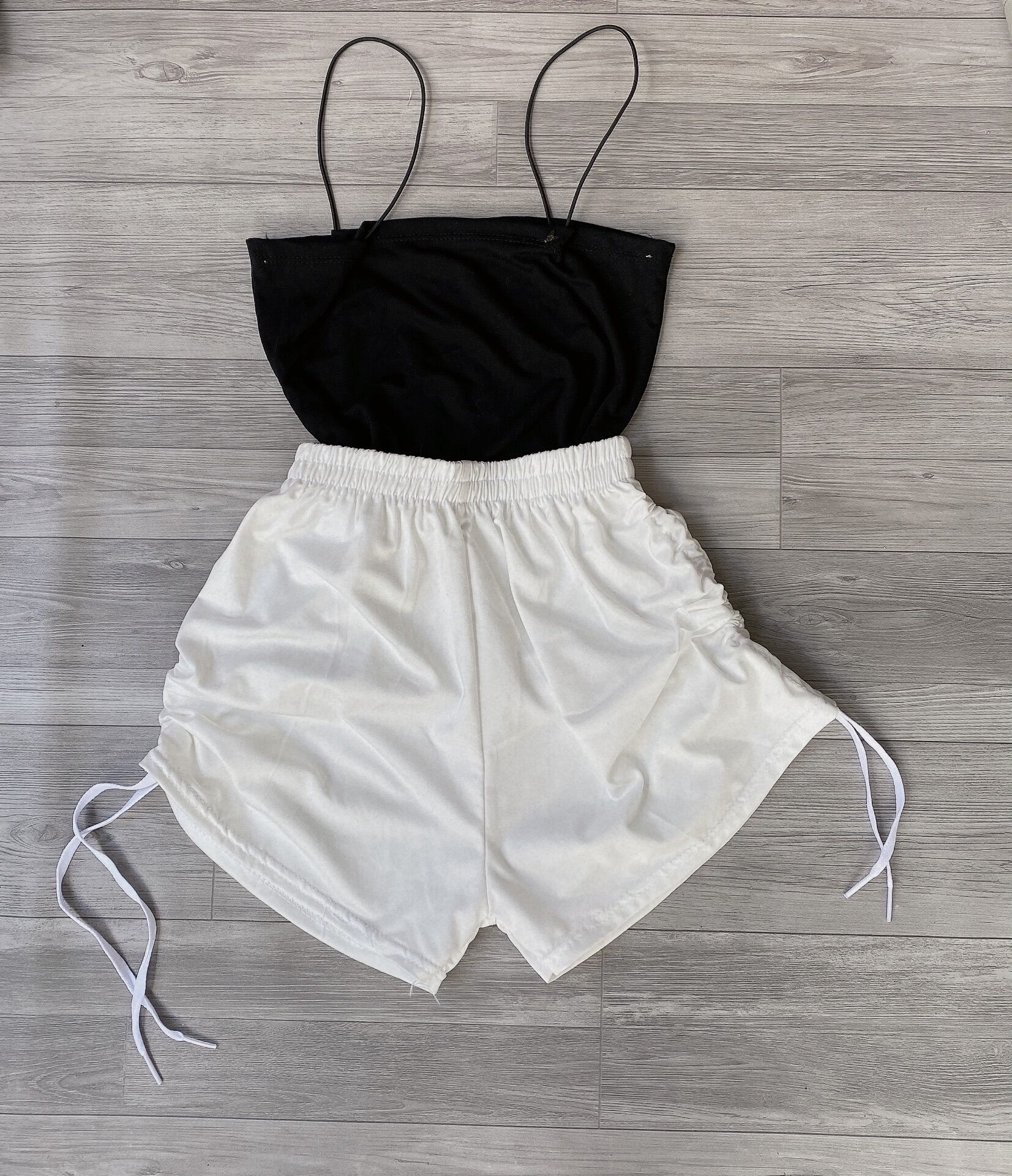 Set áo dây quần đùi rút