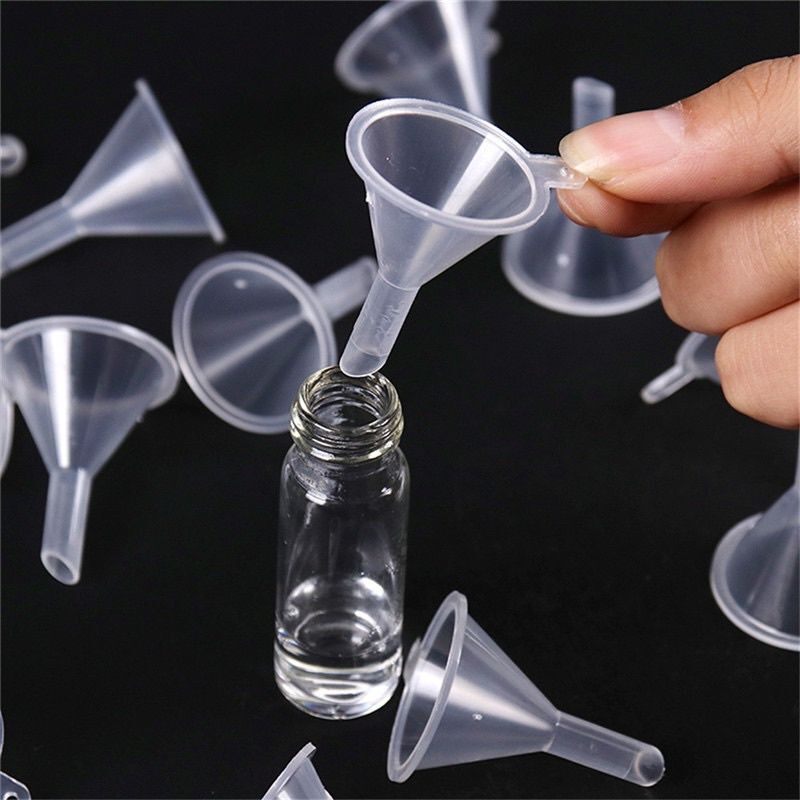 Chai đựng dung dịch sát khuẩn, dầu gội... (1 chai rỗng ngẫu nhiên 50ml)