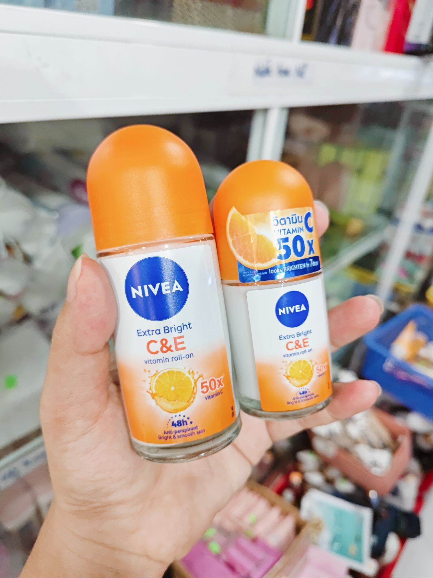 Lăn khử mùi nivea extra bright c&e thái lan