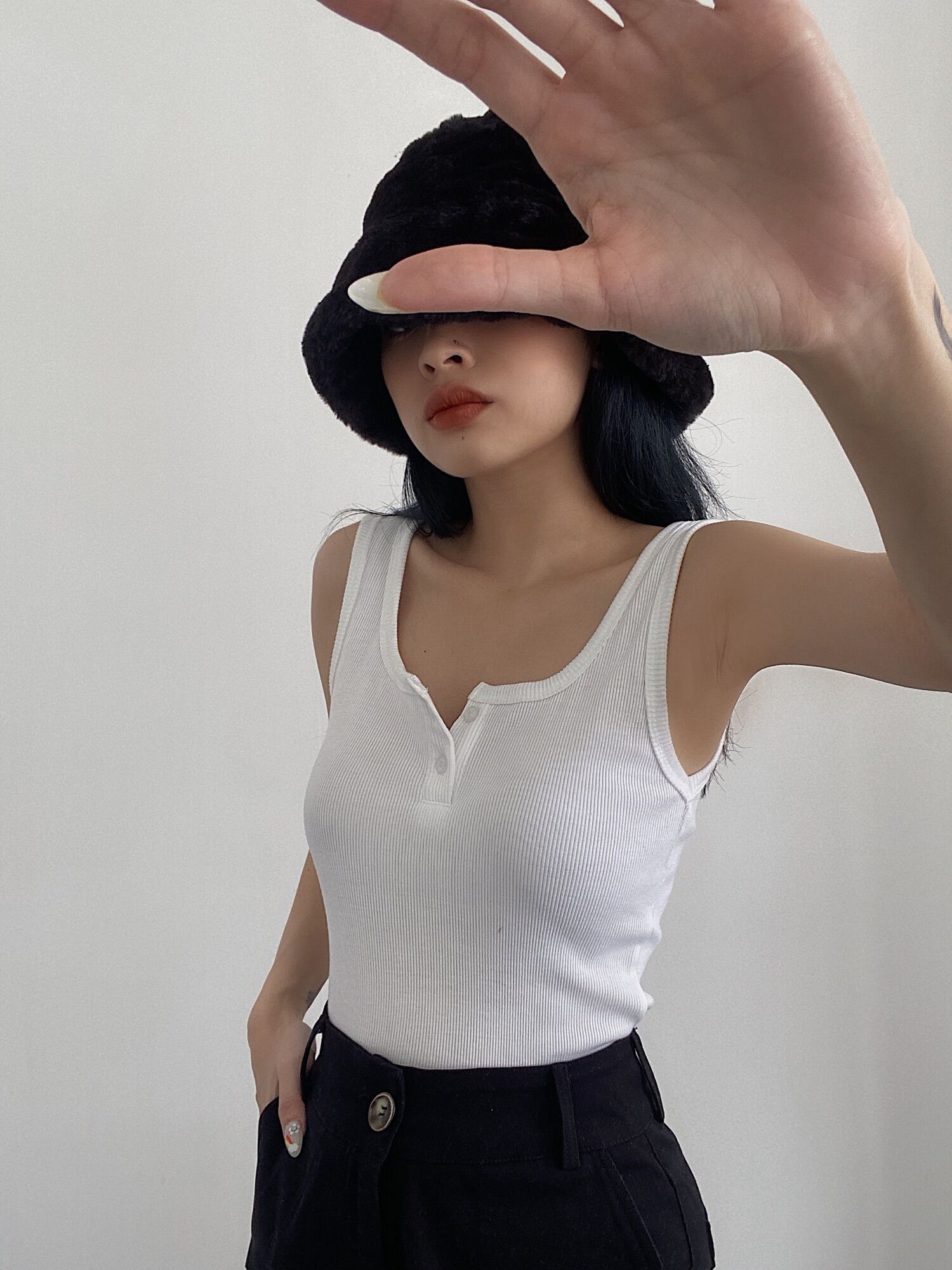 Áo ba lỗ sát nách nút gài Button Top