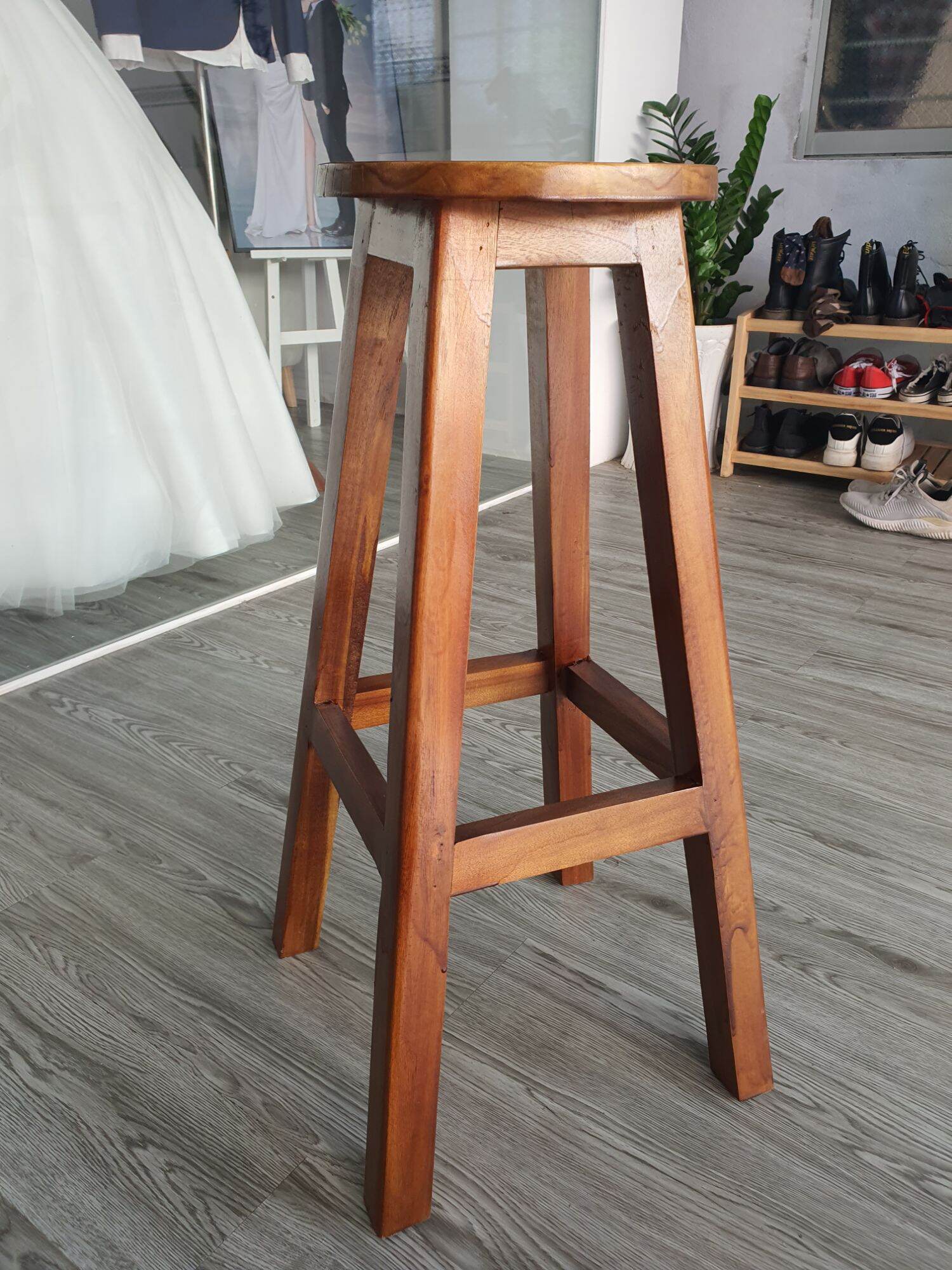 Ghế quầy bar gỗ