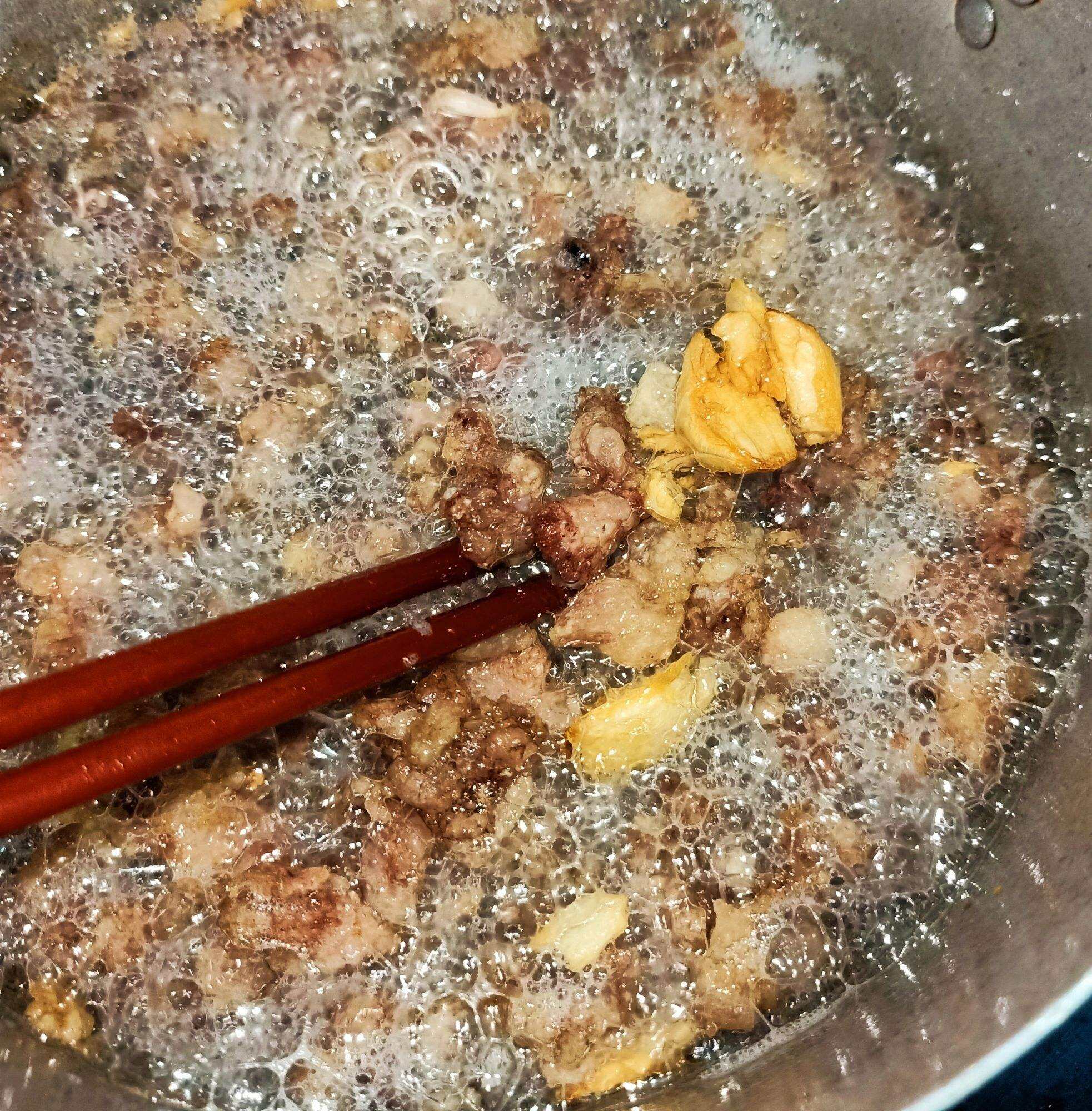 Mỡ heo thắng tỏi-500ml dùng chiên cơm, xào,...