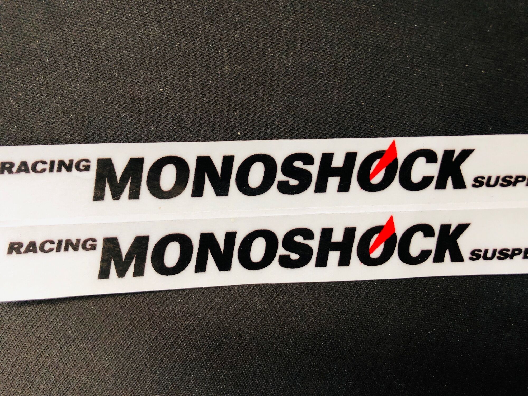 TEM PHUỘC MONOSOCK NHỎ ĐEN DECAL IN