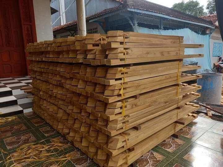 GIÁ VÕNG GỖ