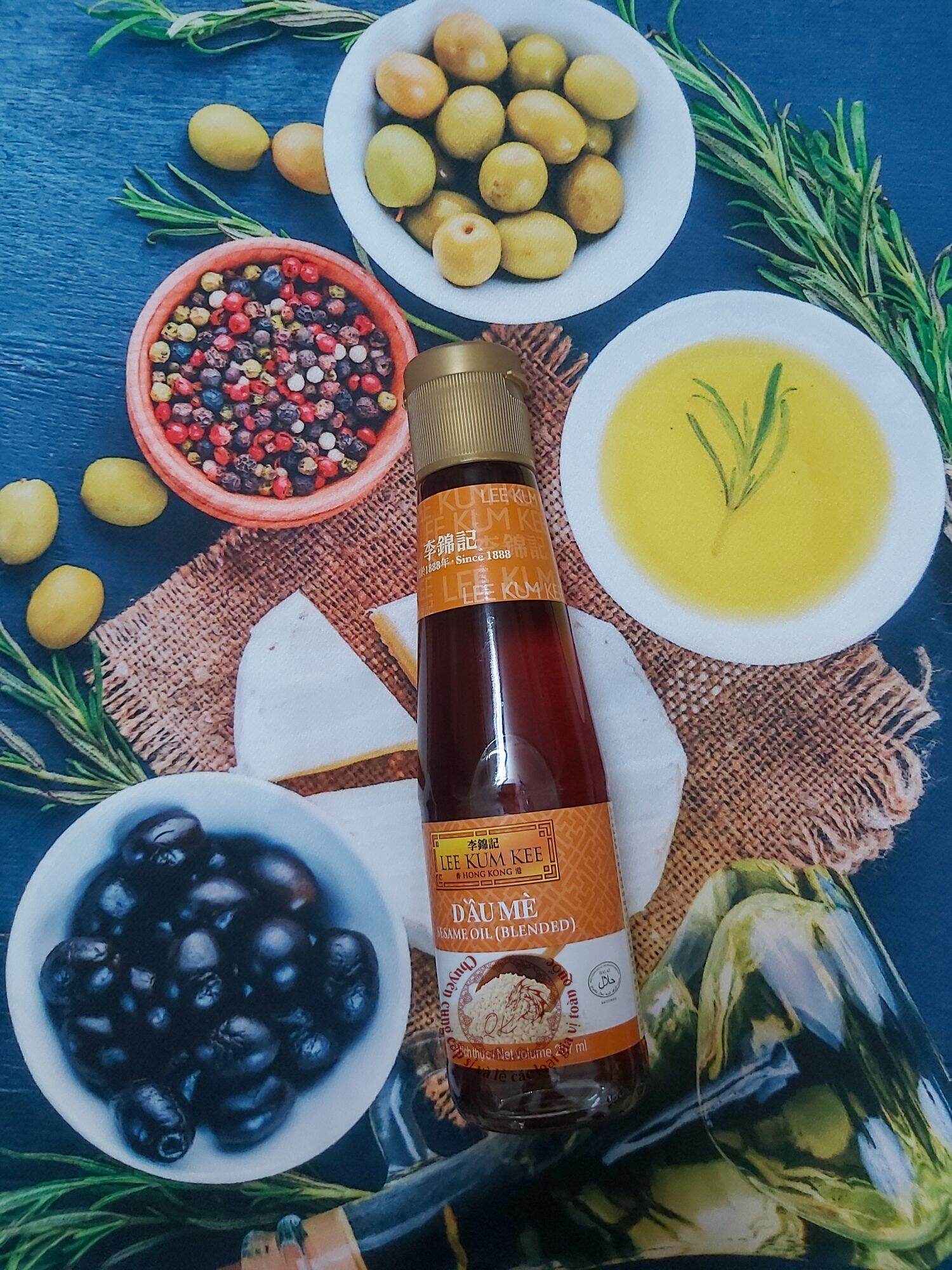 Dầu mè lee kum kee chai 207ml
