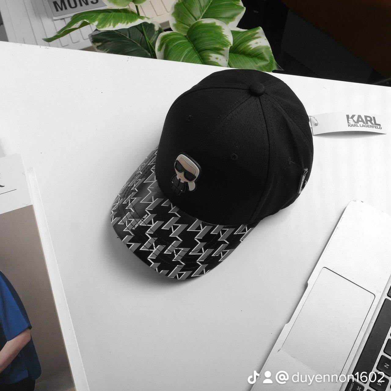 Set mũ Bucket và hat Karl có sẵn full tem tag