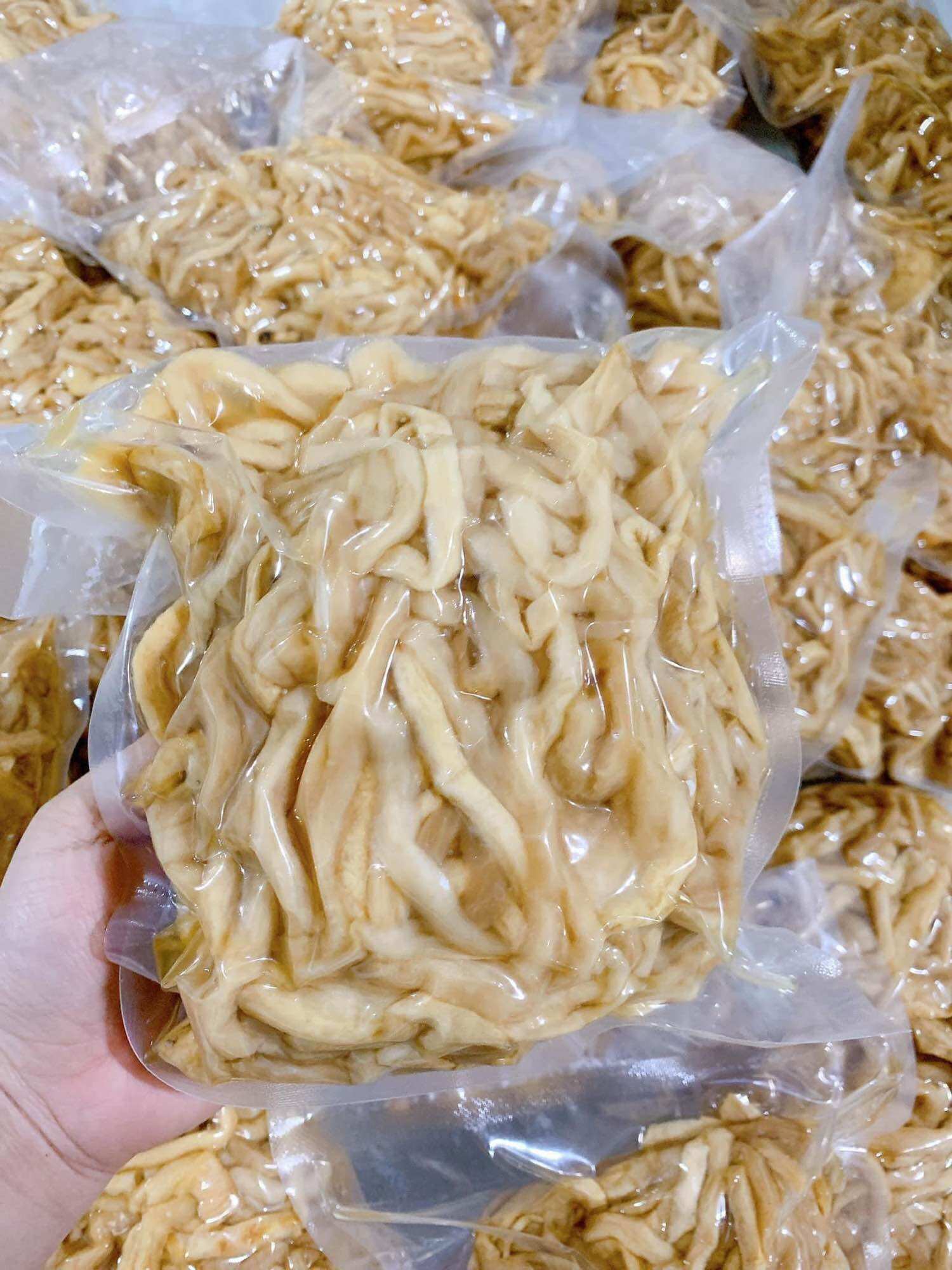 Củ Cải Muối Sợi Vàng Đầm Hà 1 Kg