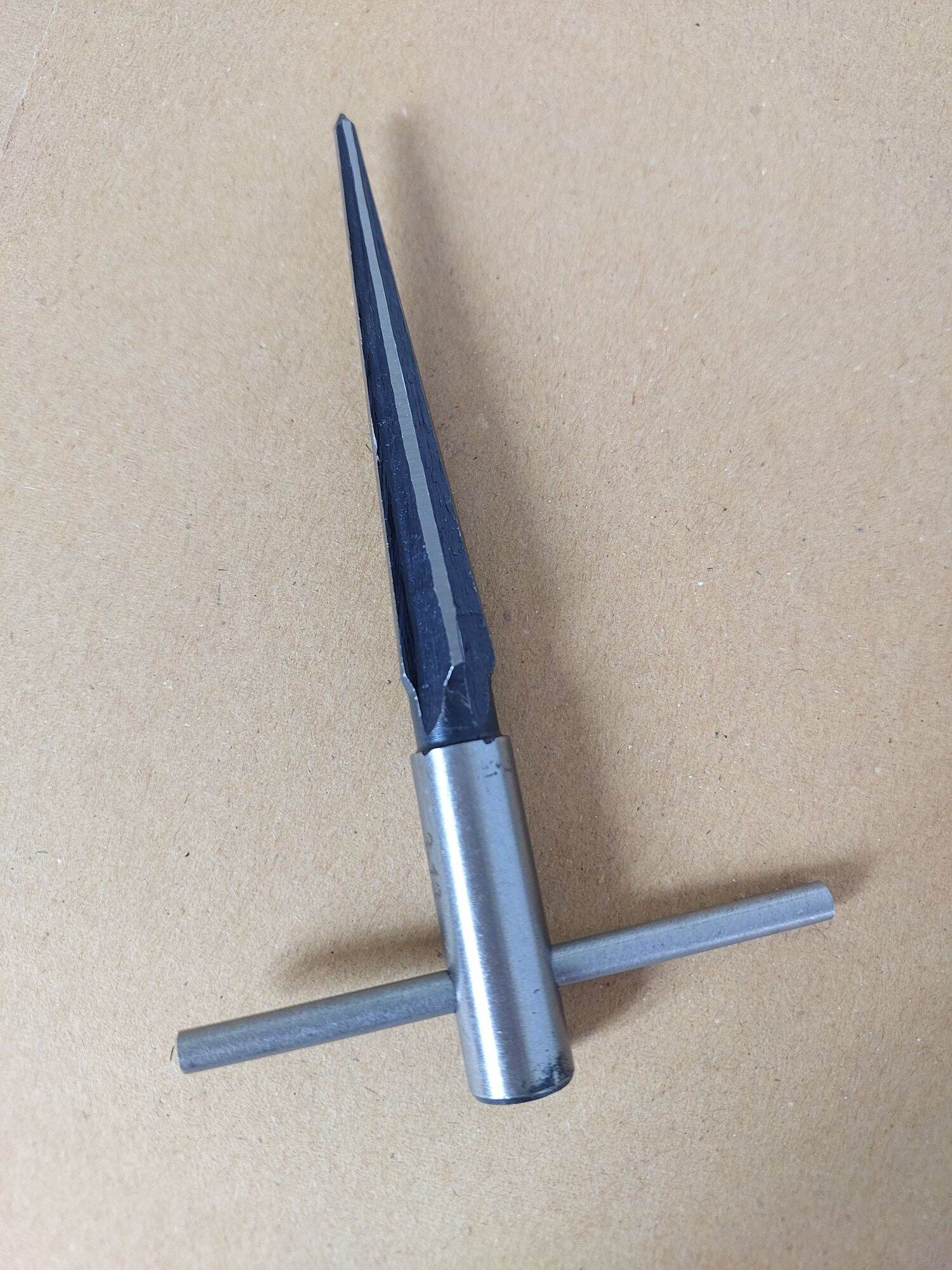 Mũi khoét hàng Nhật khoét từ lỗ phi 3 - phi 13