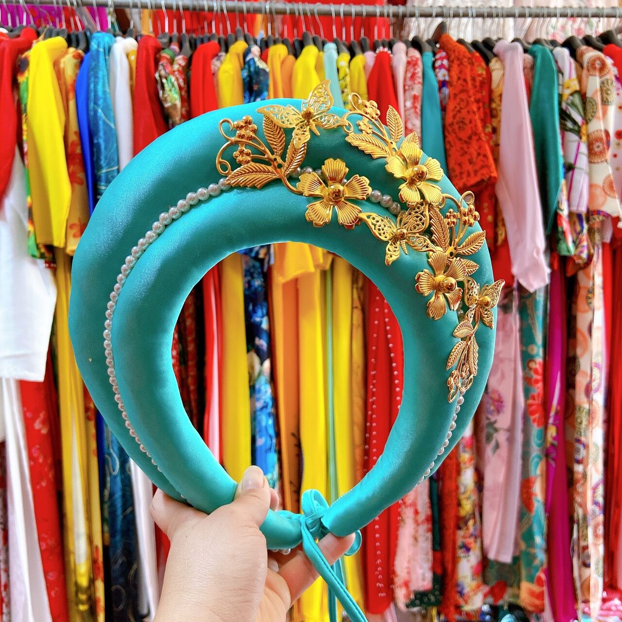 mấn 2 tầng, mấn cô dâu, mấn biểu diễn
