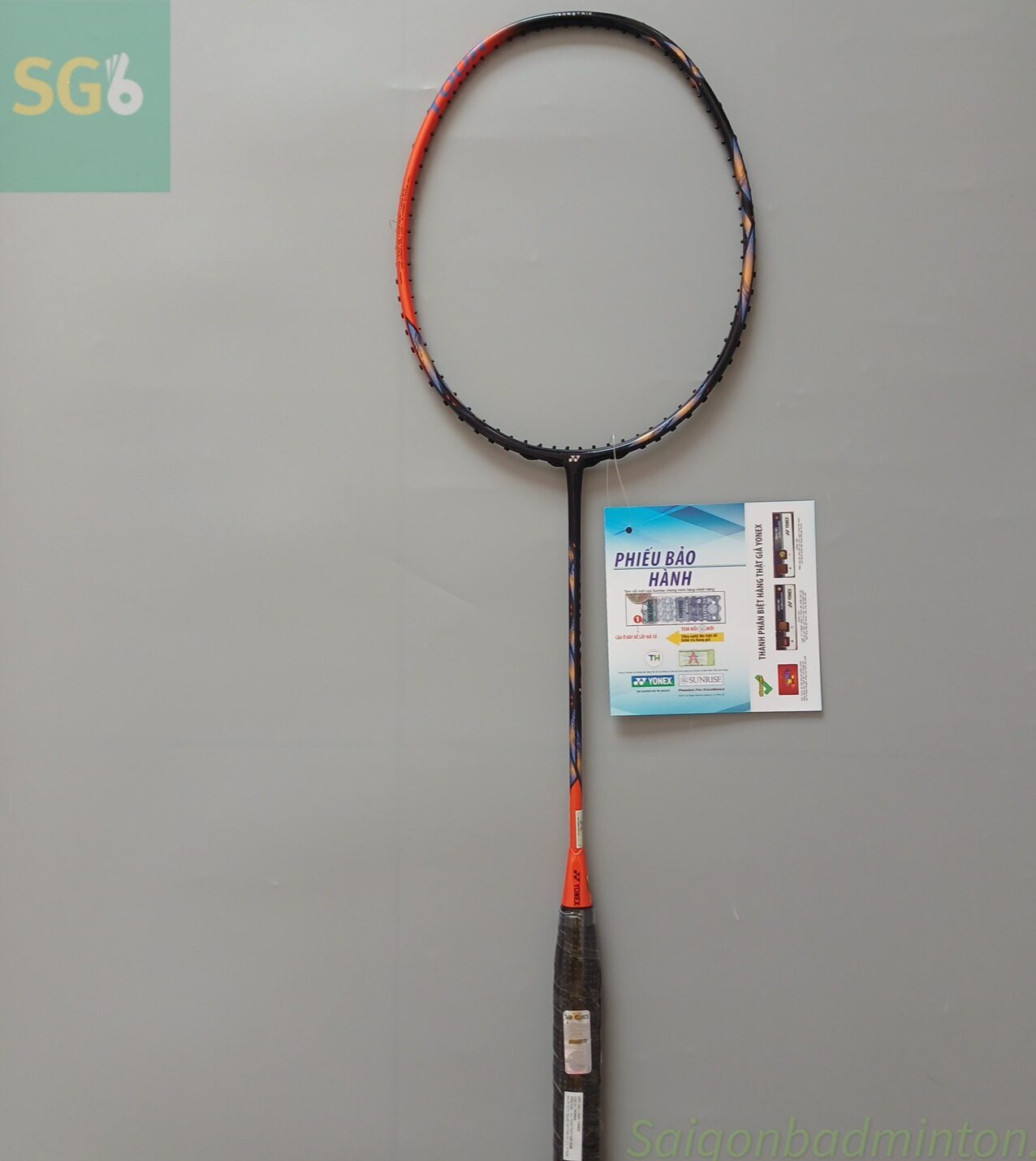 Vợt cầu lông yonex astrox 77 tour