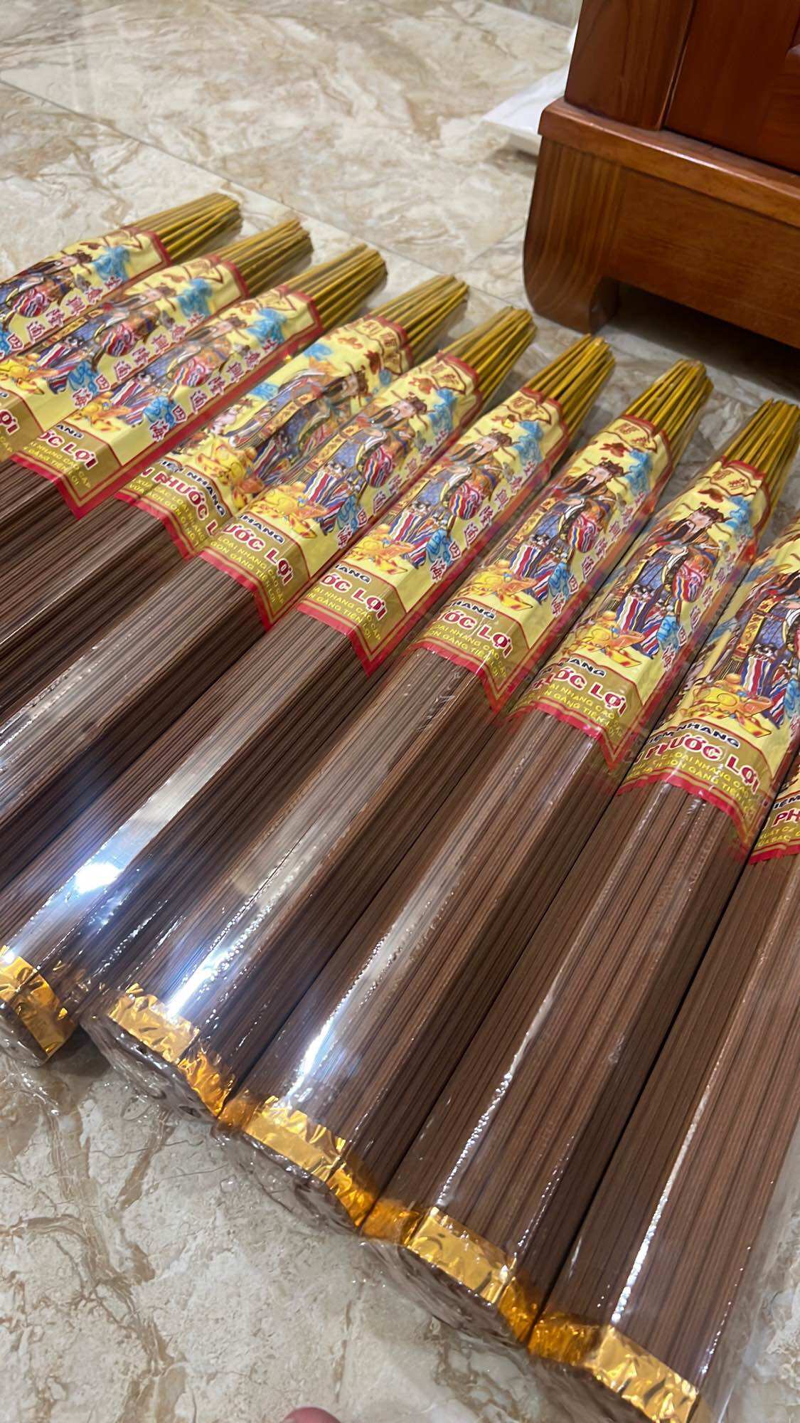 Nhang Sào Đũa Trầm Lão Sơn (1 bó có 60 cây nhang) - Chính hãng Tân Phước Lợi