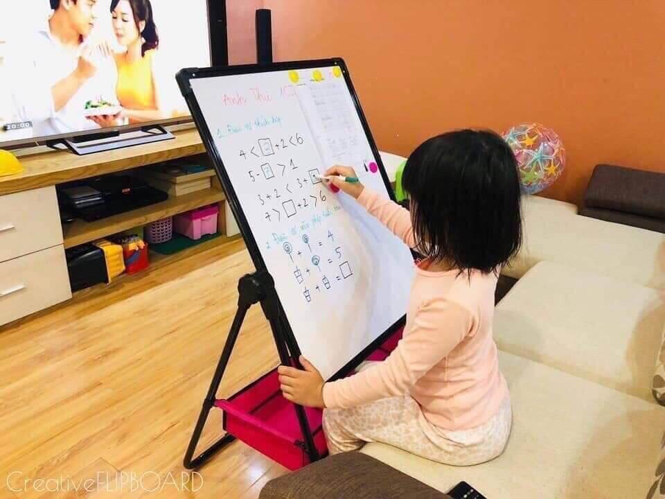 Bảng vẽ từ tính bảng viết cho bé