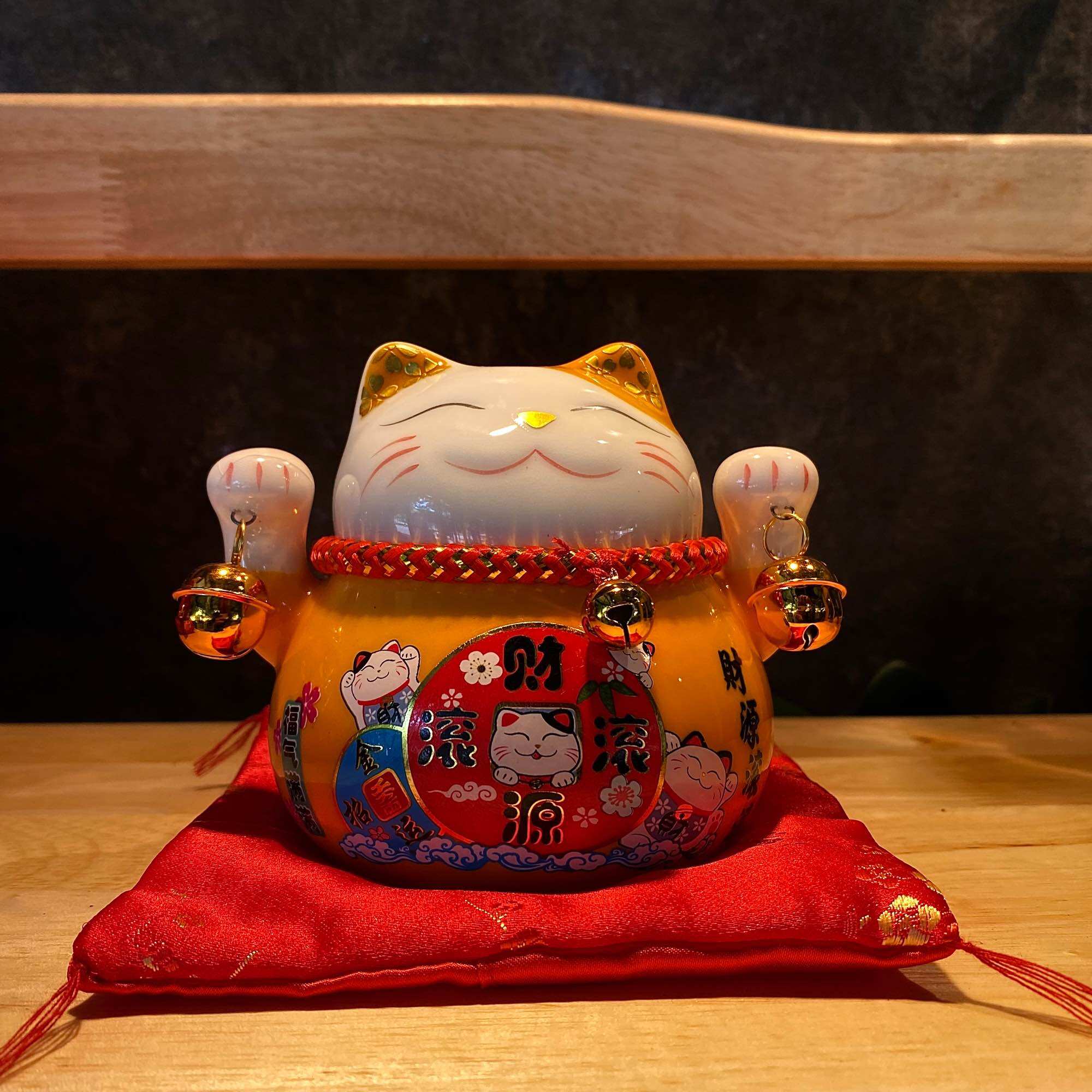 Tượng Mèo Thần Tài - Maneki Neko 12 cm