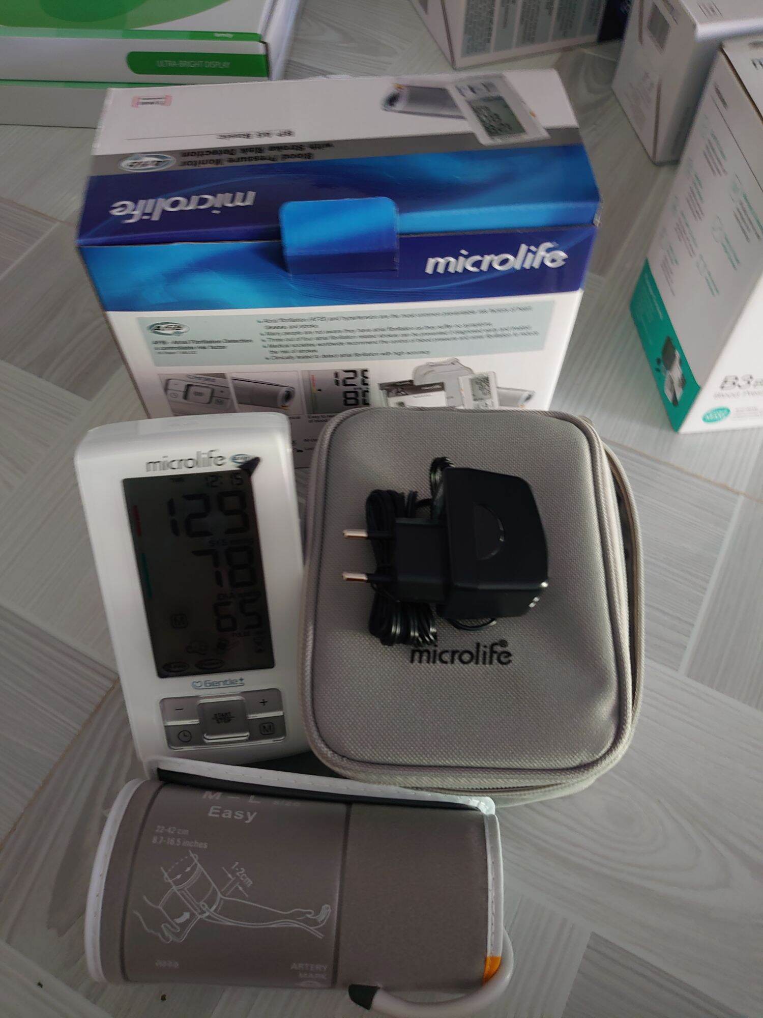 máy đo huyết áp điện Microlife A6 basic