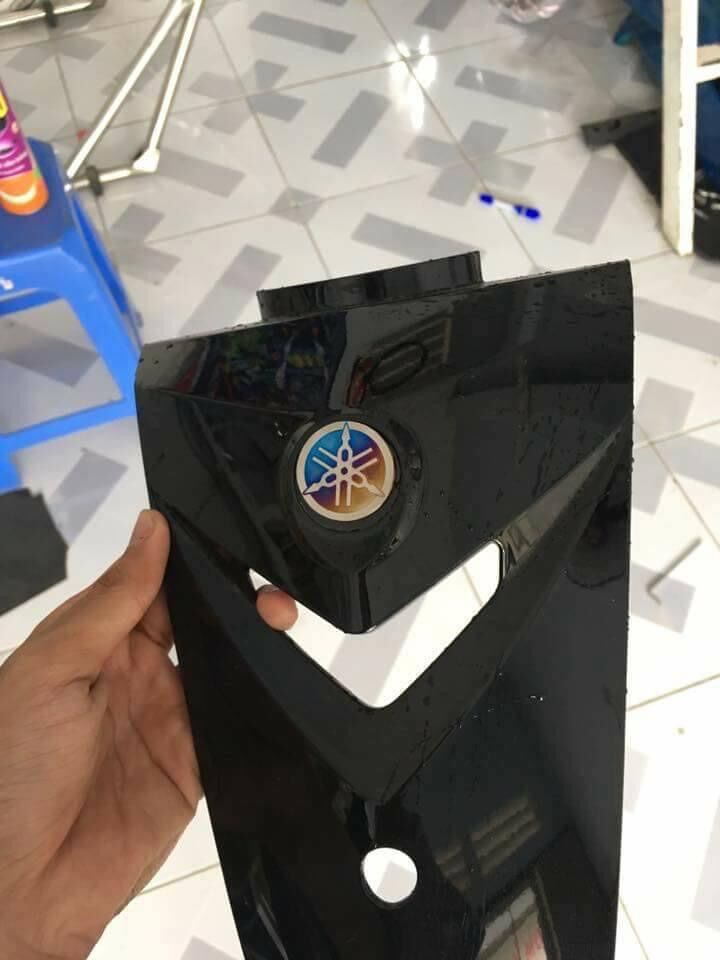 Tem Logo Titan yamaha , luôn keo dán