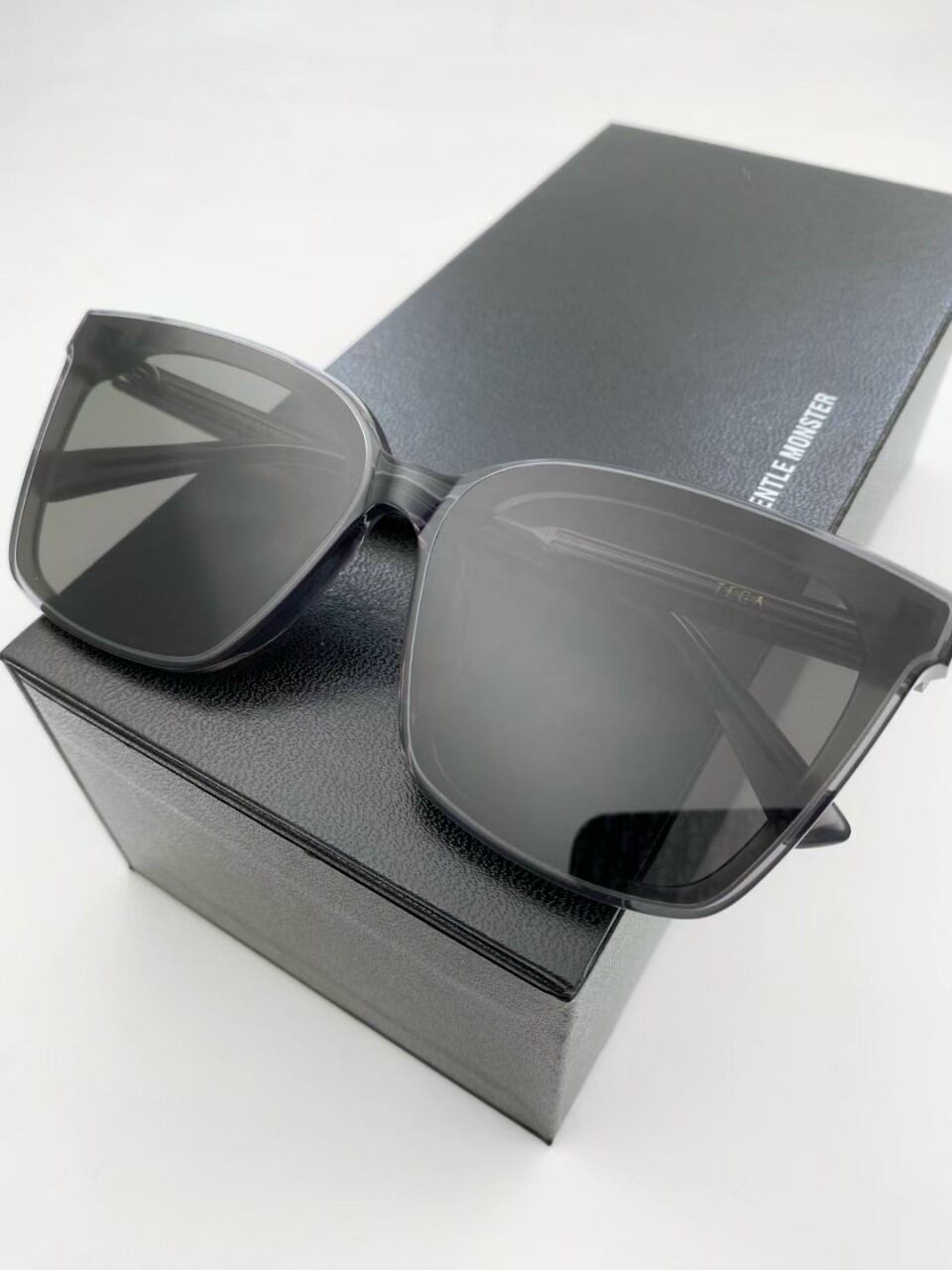 Kính TeGa unisex đầy đủ phụ kiện fullbox