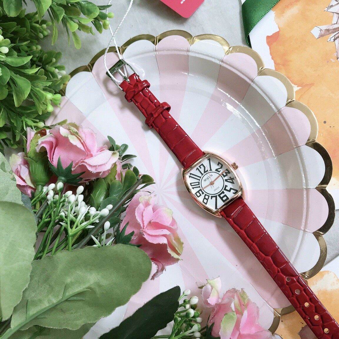 ĐỒNG HỒ THỜI TRANG NỮ DÂY DA