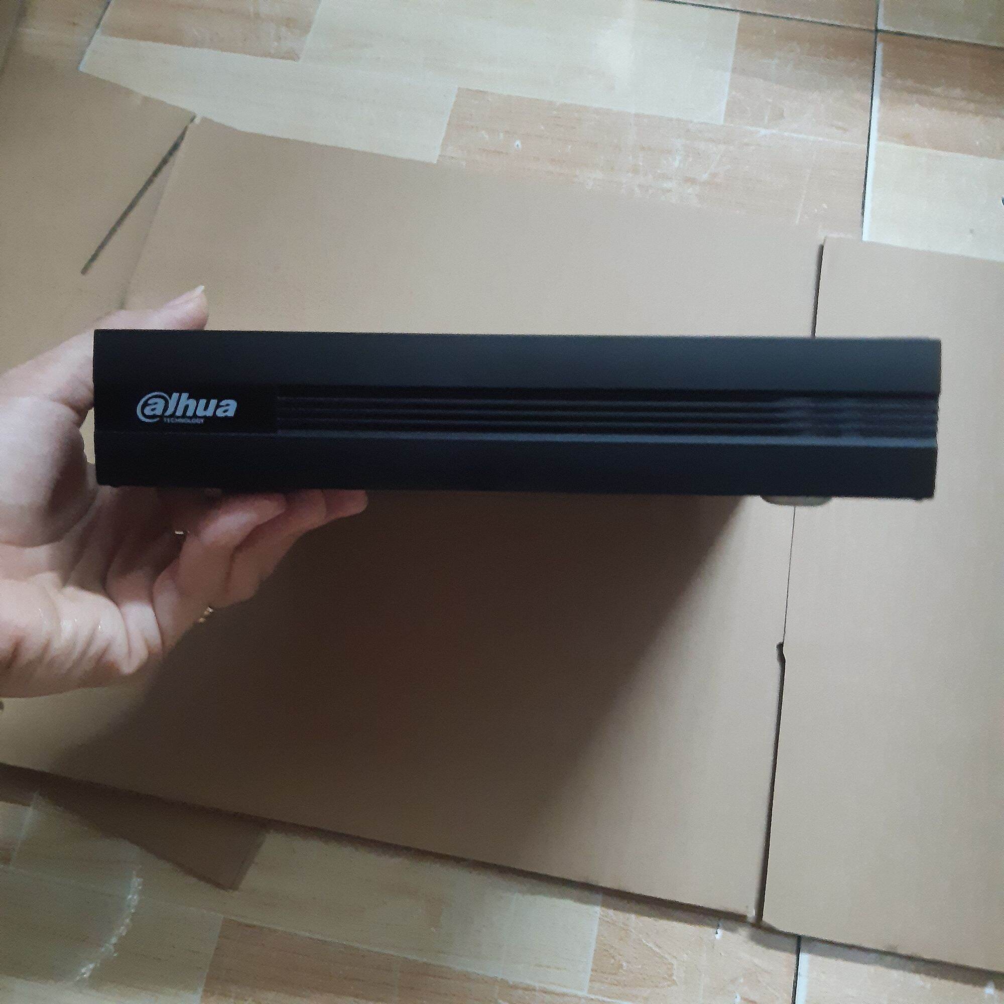 Đầu ghi hình 4/8 kênhh xvr1b04-i xvr1b08-i cũ hỗ trợ camera hdcvi/tvi/ahd/analog/ip.