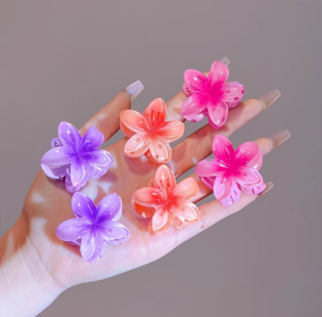 Kẹp hoa sứ size 4cm xinh xắn dễ thương