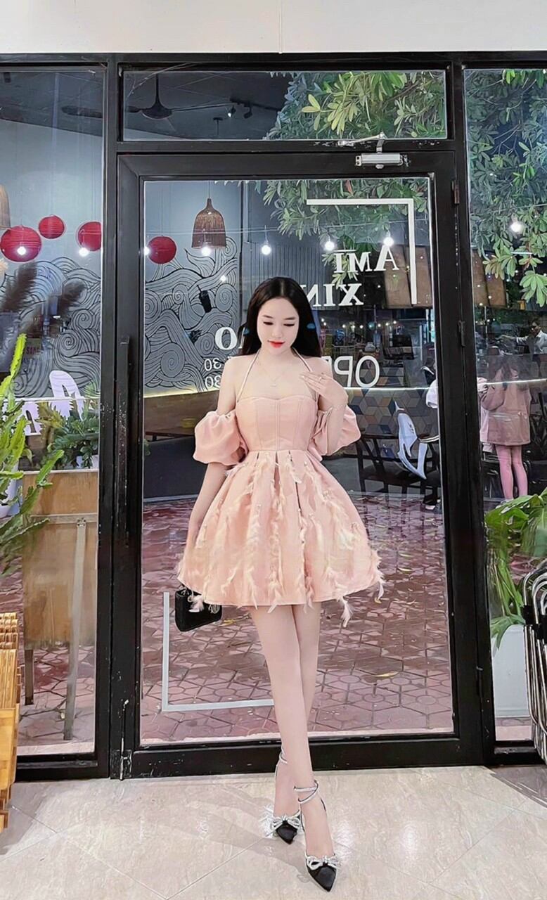 ĐẦM XÒE CUP TAY PHỒNG ĐÍNH LÔNG
