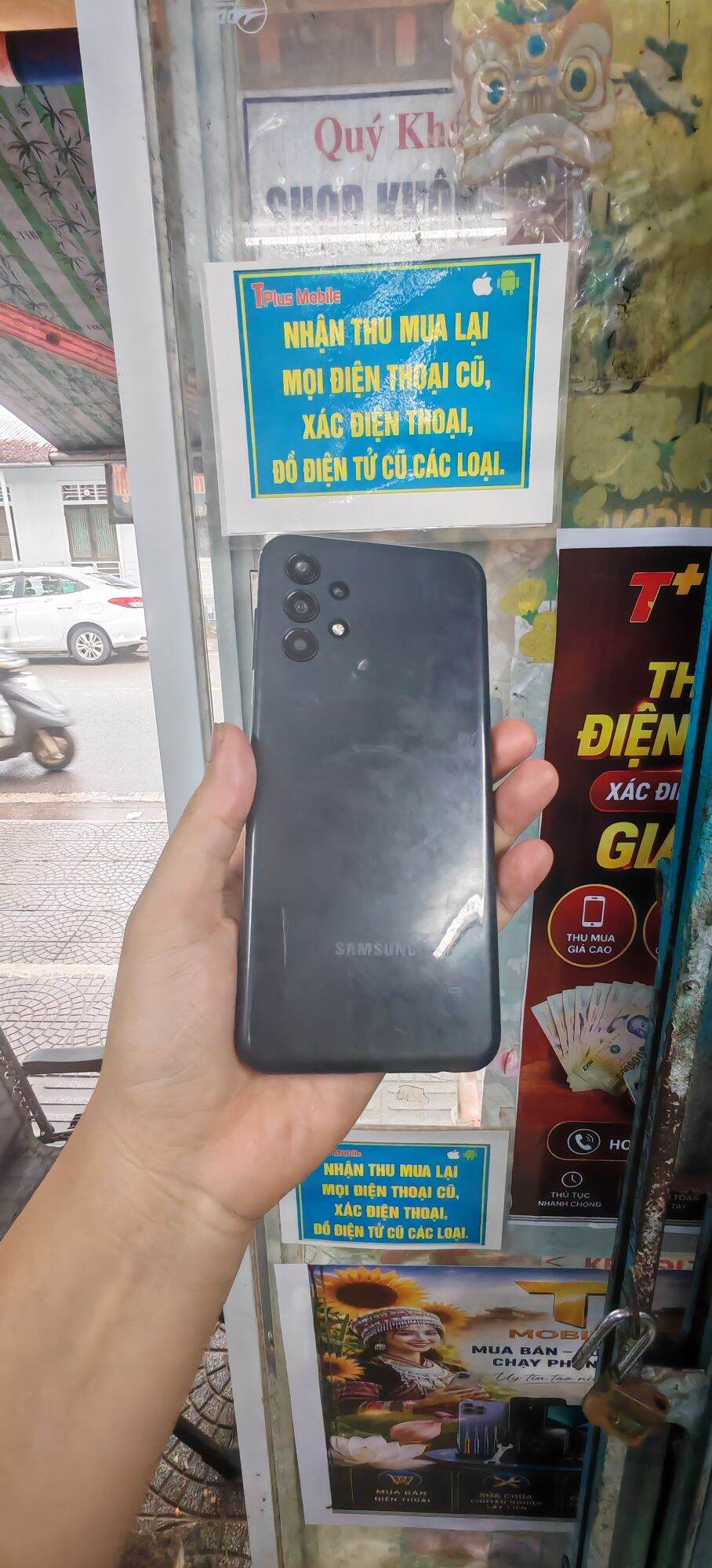 Samsung A13 1.3Tr at Shop t Plus Mobile, Hue City
