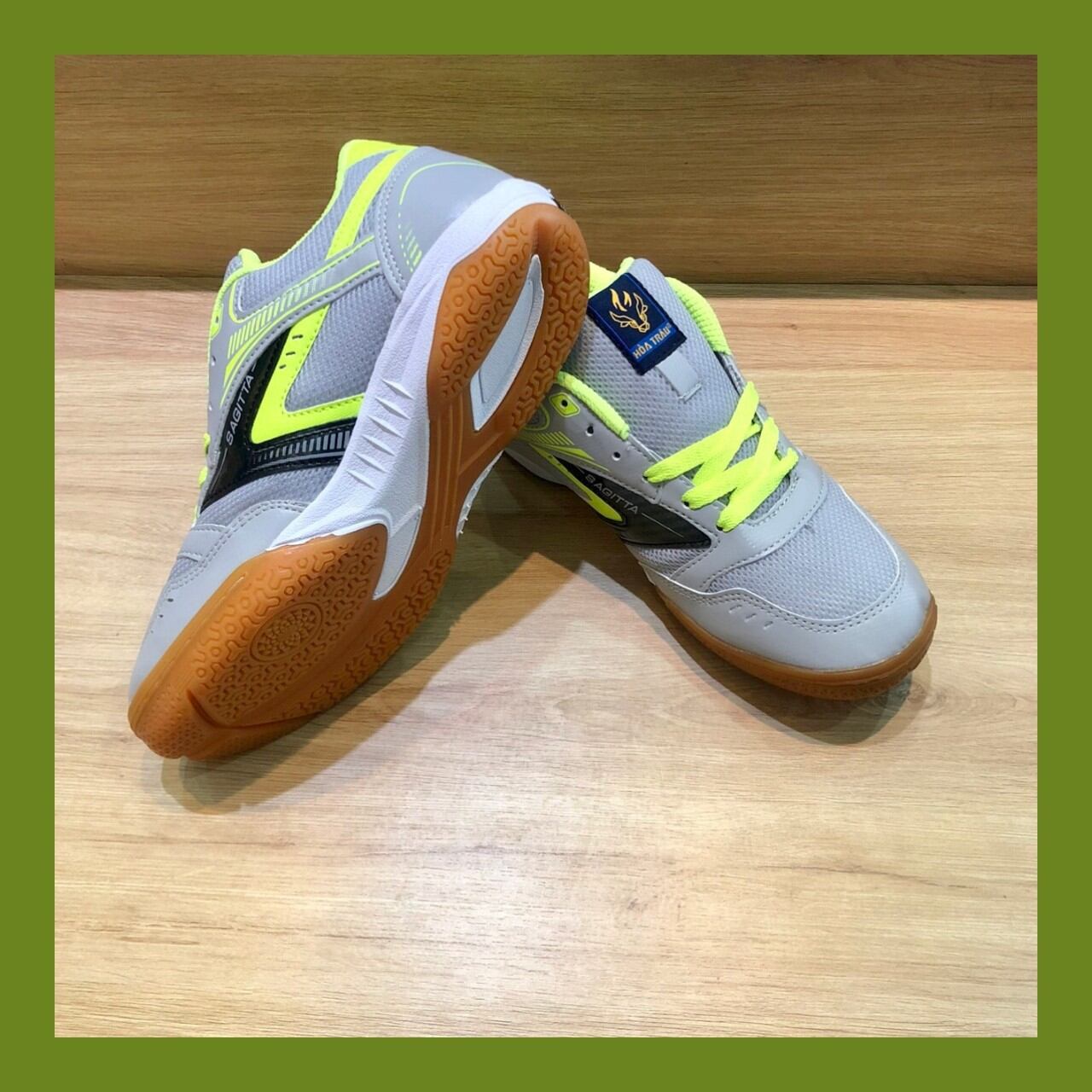 Giày cầu lông Nam nữ Sagttia 065 Trắng xanh