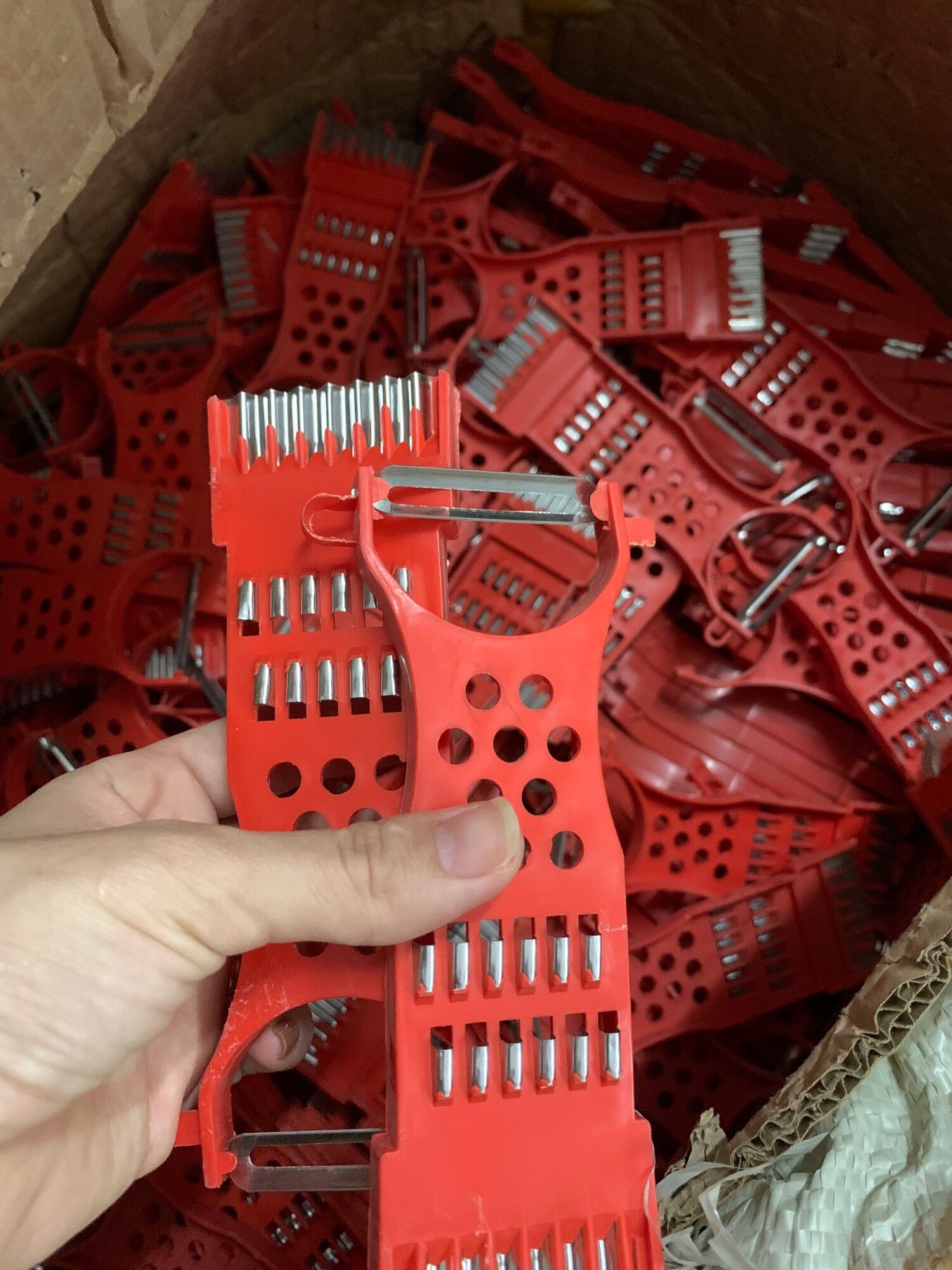 Dụng cụ nạo và gọt rau củ quả đa năng