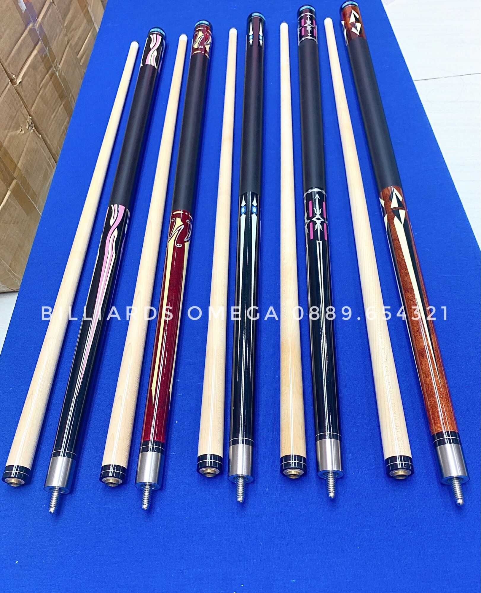 Combo Cơ/Gậy Bida Lỗ Billee (Tặng Kèm Bao Cơ, Găng Tay Và Lơ)