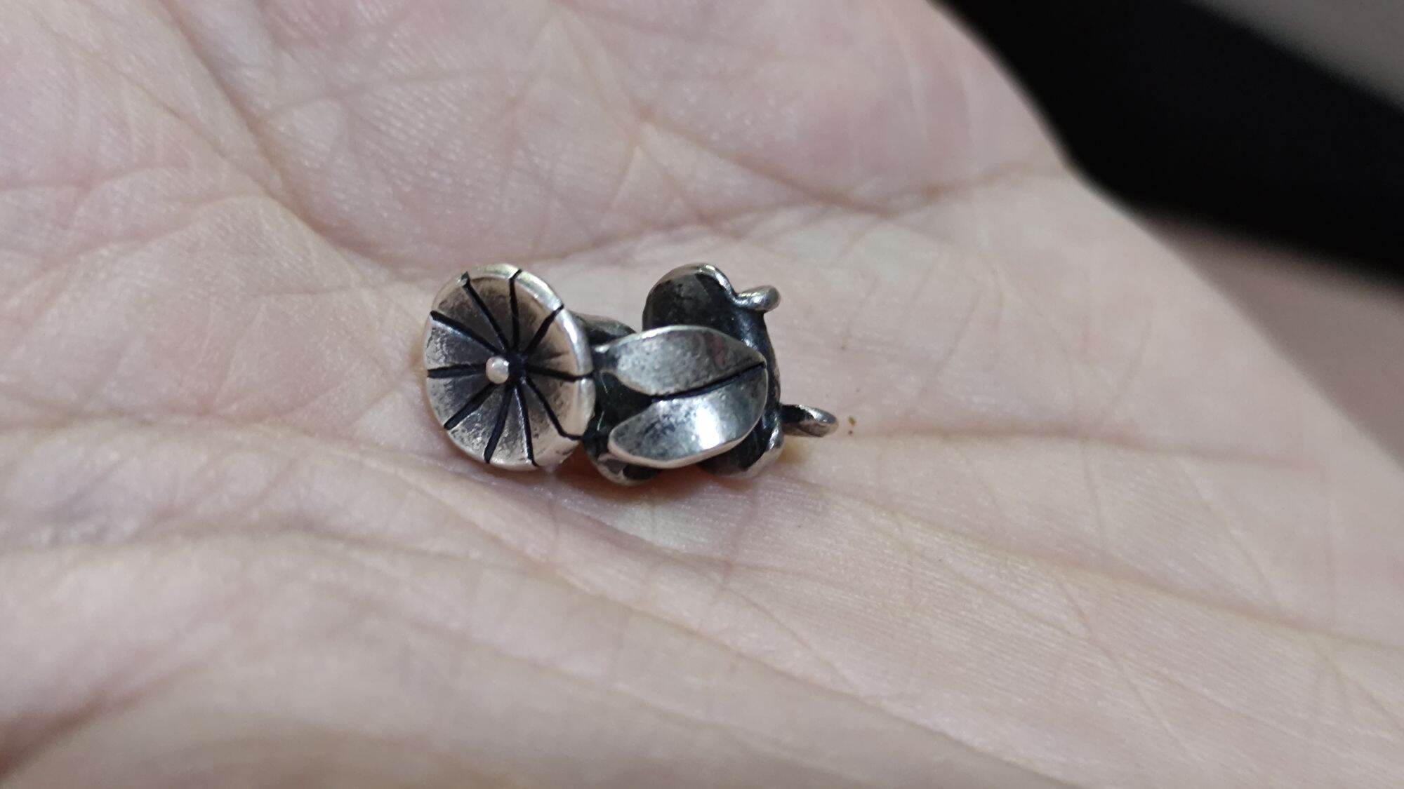 GauBee Charm bạc 925 hoa cúc tb tháng 9 hoa bìm bìm
