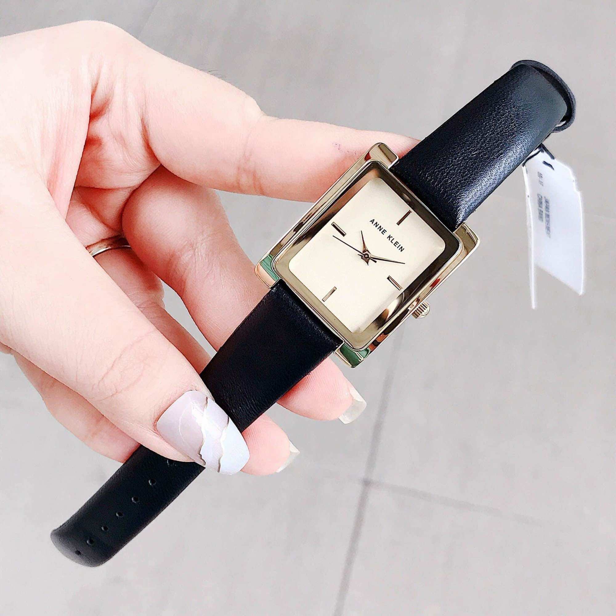Đồng hồ nữ Anne Klein dây da, size 35x28mm