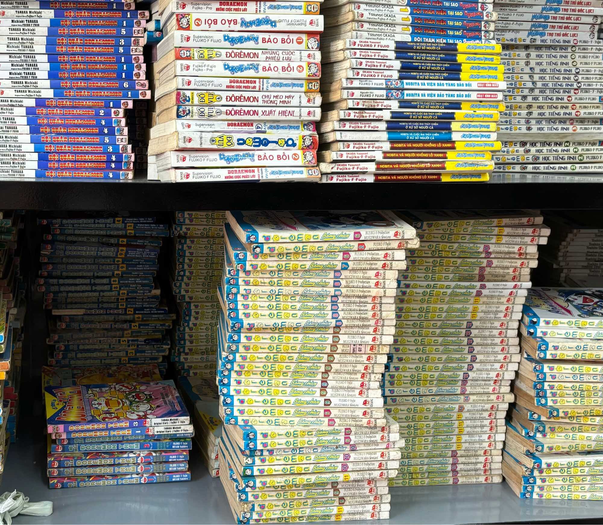 Combo 10 Quyển Doraemon Cũ Đủ Thể Loại