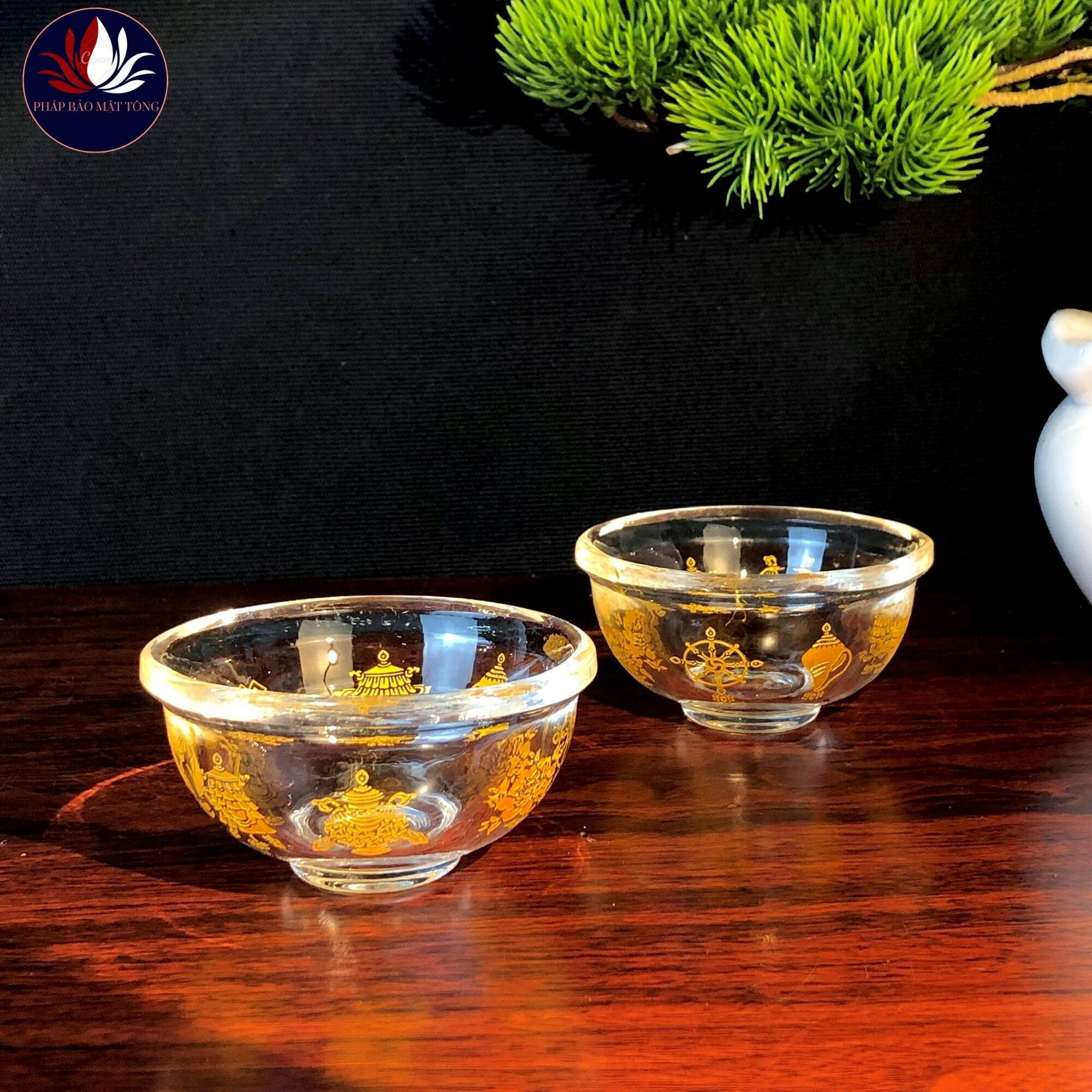 Chén Cúng Dường Nước Pha Lê