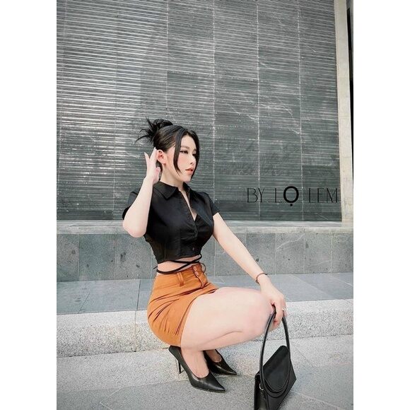 ÁO SOMI FORM CROPTOP CÓ DÂY SMQE