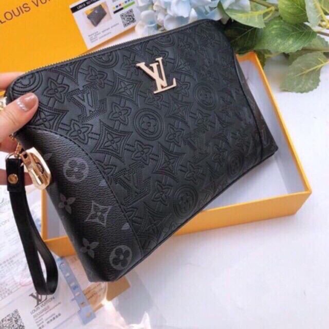 ✨chuẩn 1:1✨ví da l.v khoá số da thật nhập khẩu_ví l.v cầm tay_ví da l.v kẹp nách khoá số new